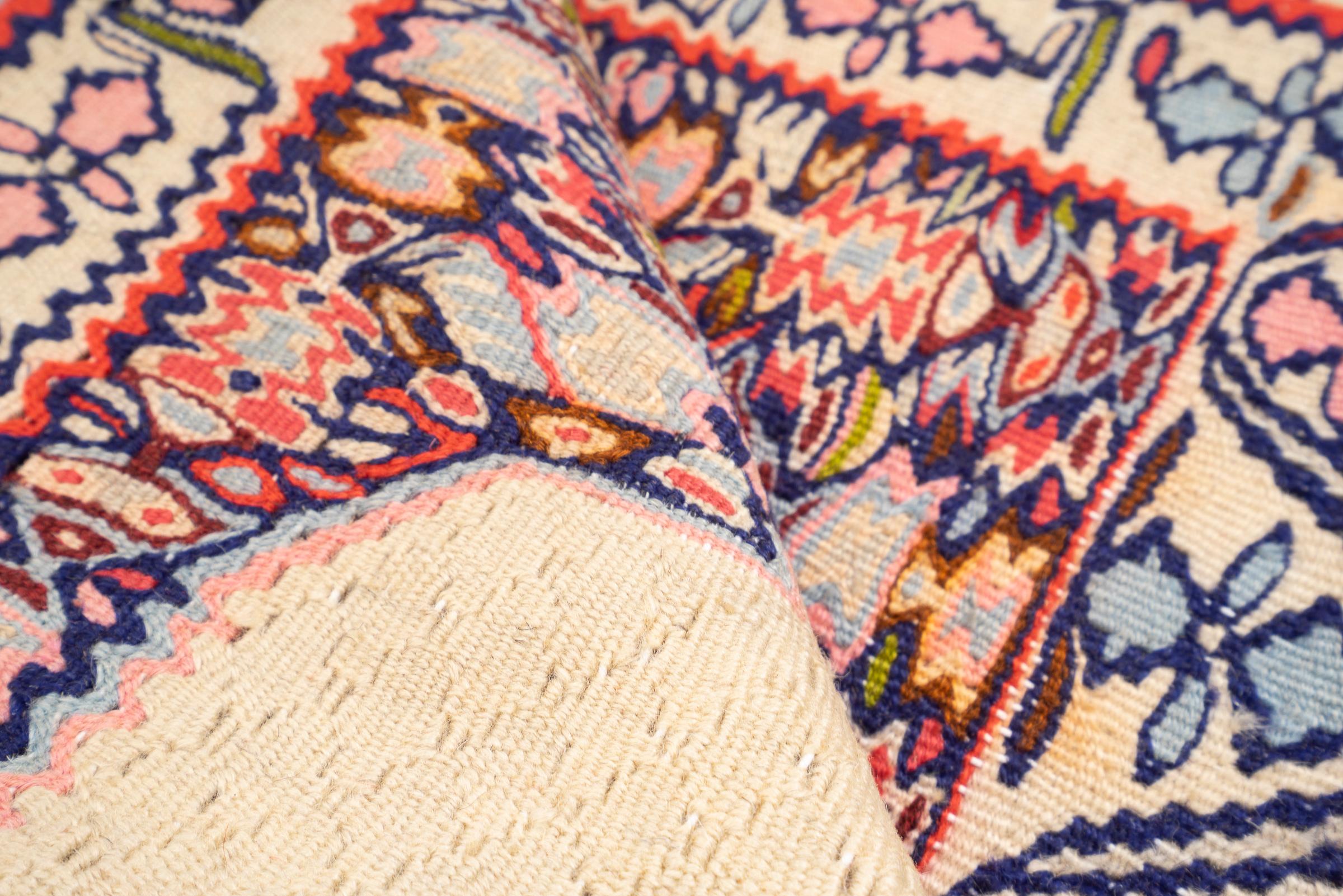 Vintage Fine Sanneh Persian Kilim Rug 1
