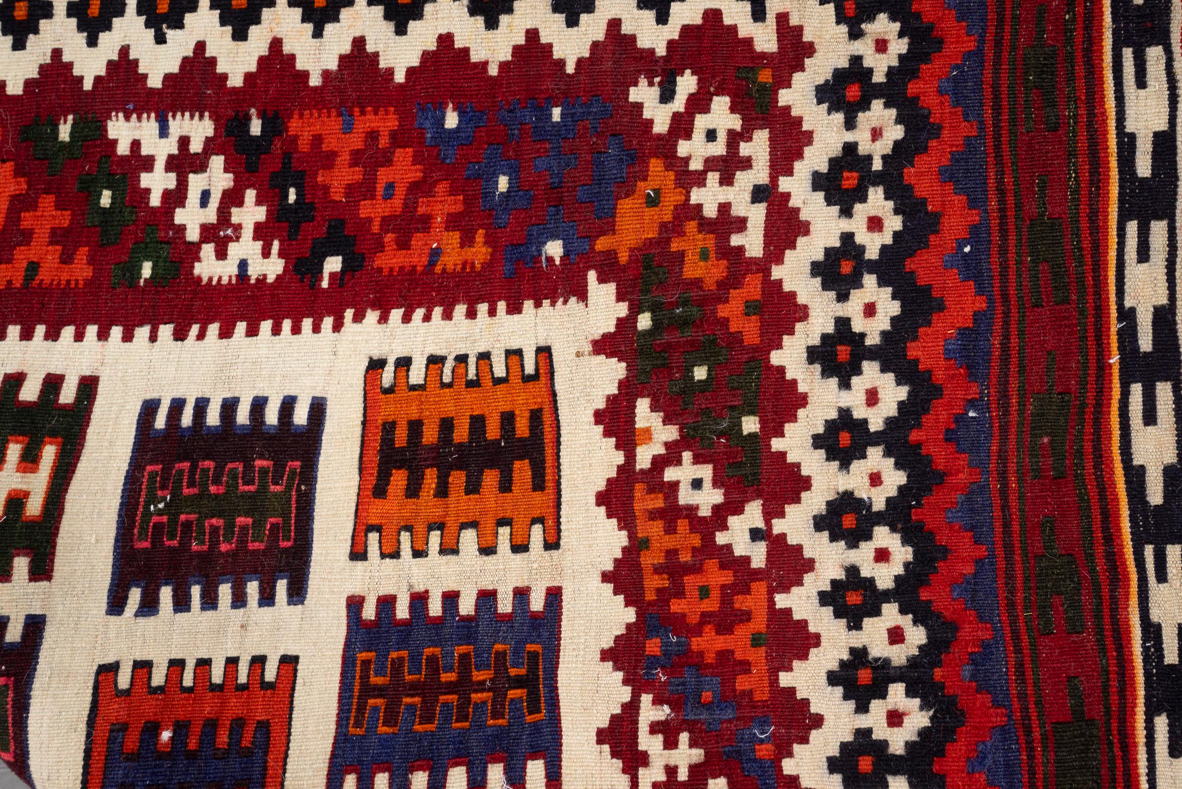 New Weave Qashqai Firuz Abad Persian Kilim Rug