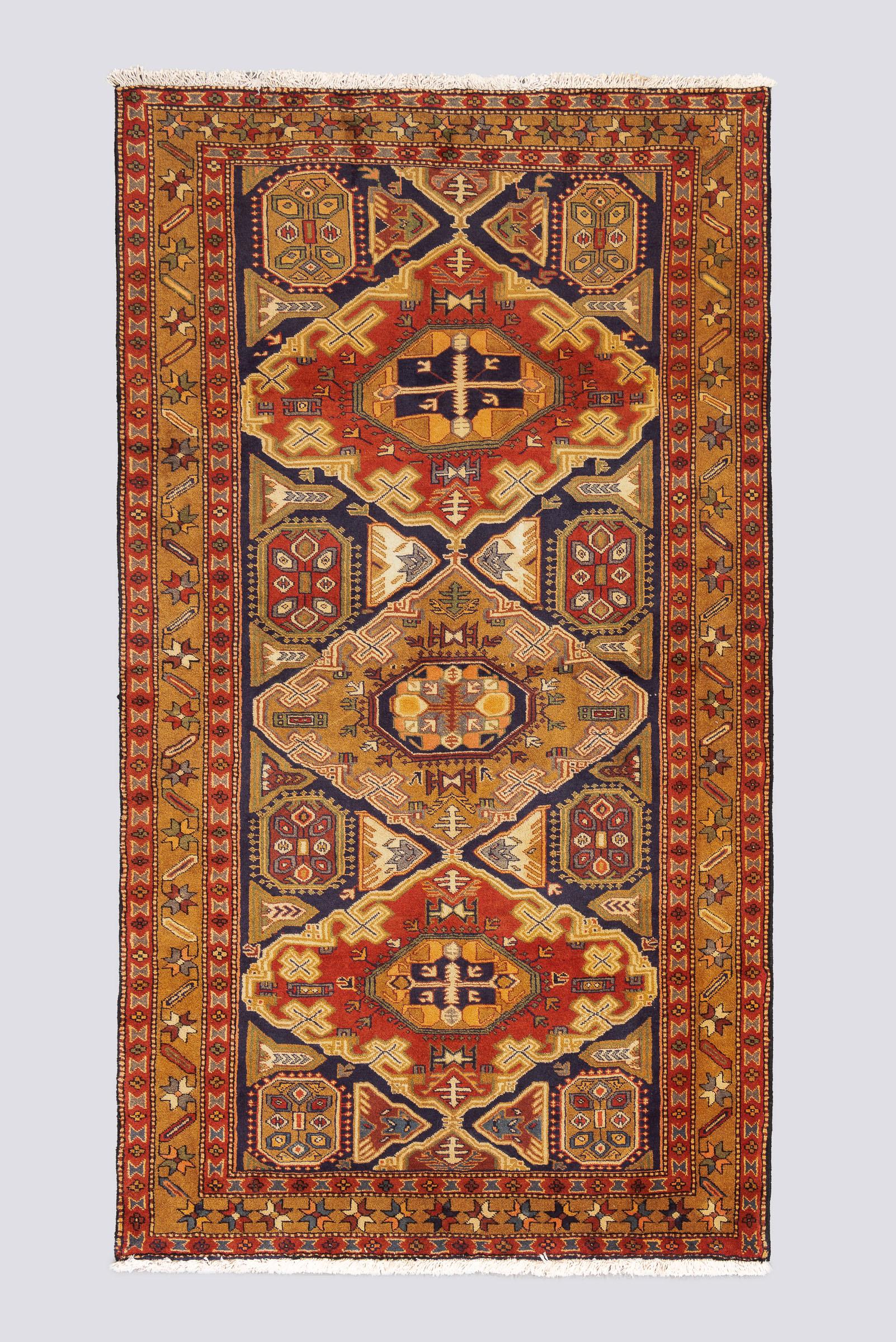 Vintage Ardabil Triple toranj Persian Rug