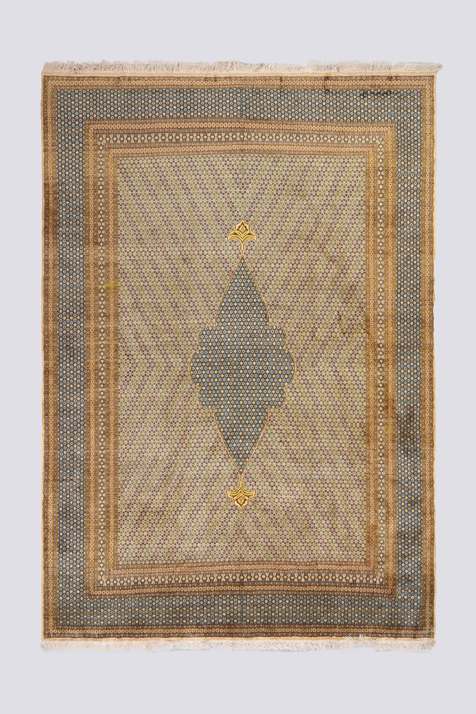 Fine Lavar Kerman Khatam Persian Rug, Mid 20th Century, 385x268cm