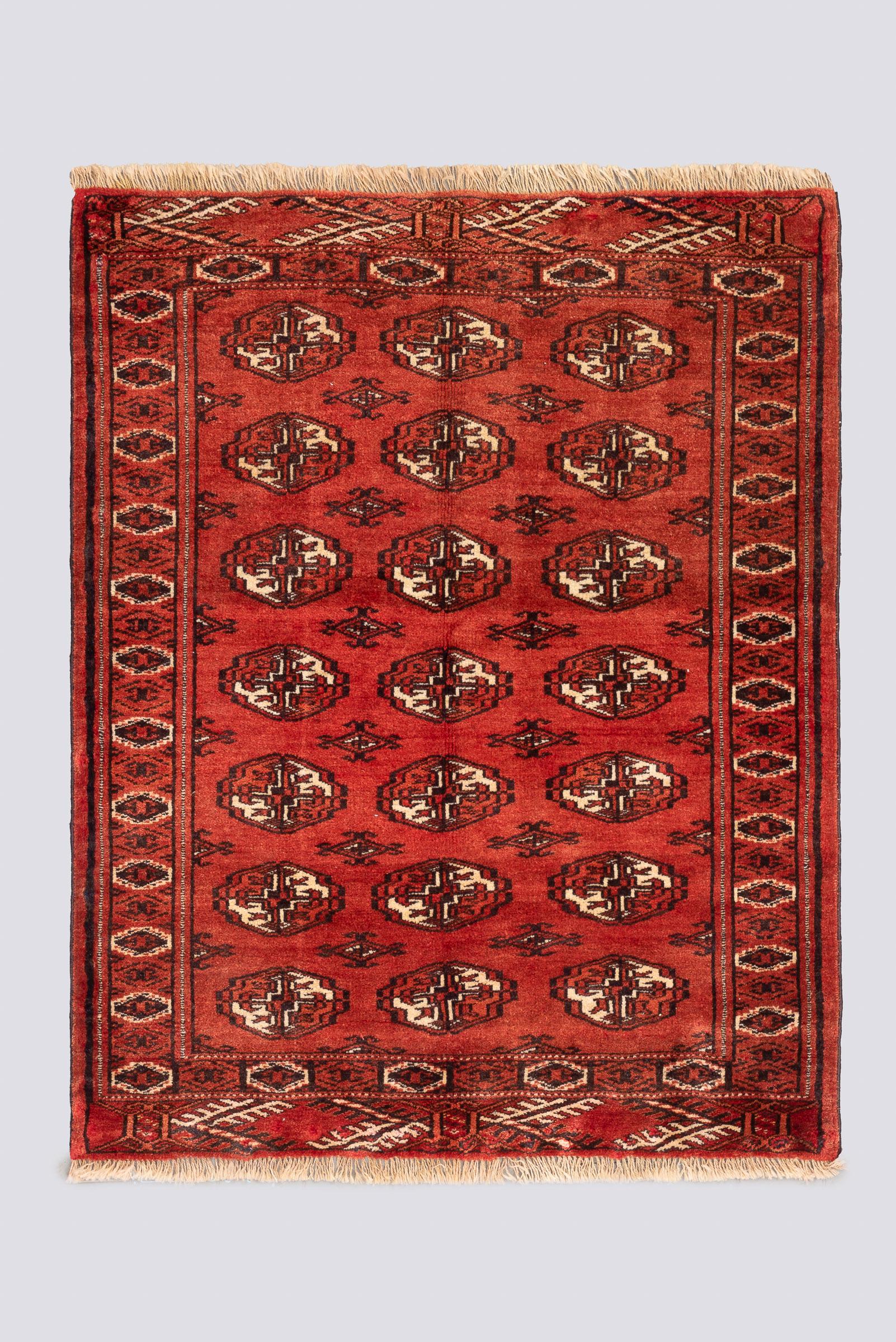 Fine Torkaman Mari Gol (Elephant feet) Persian Rug