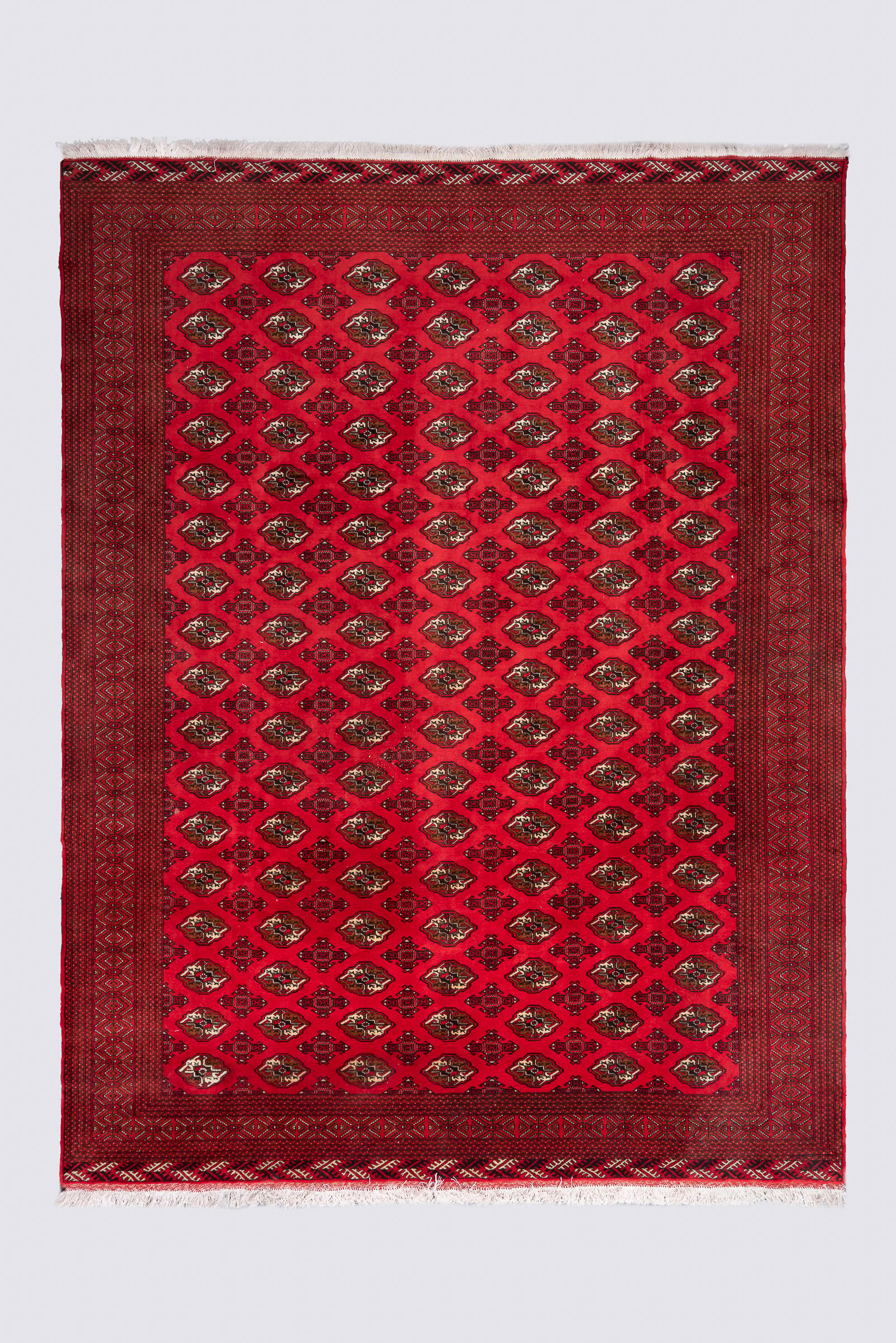 Torkaman Mari Gol Elephant Foot Persian Rug, Late 20th Century, 399x301cm