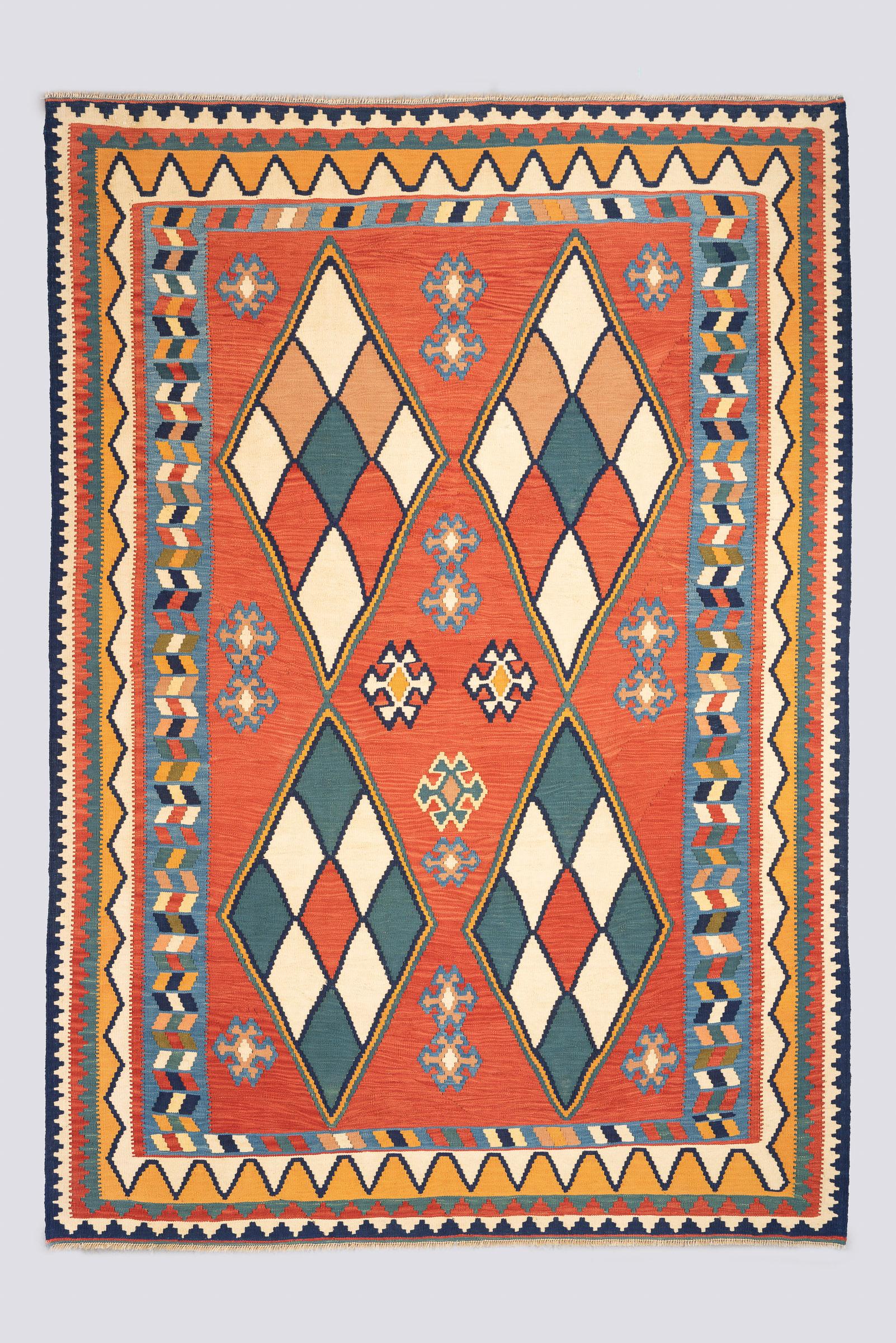 Vintage Qashqai Firuz Abad 4 Diamonds Kilim 6.1SQM