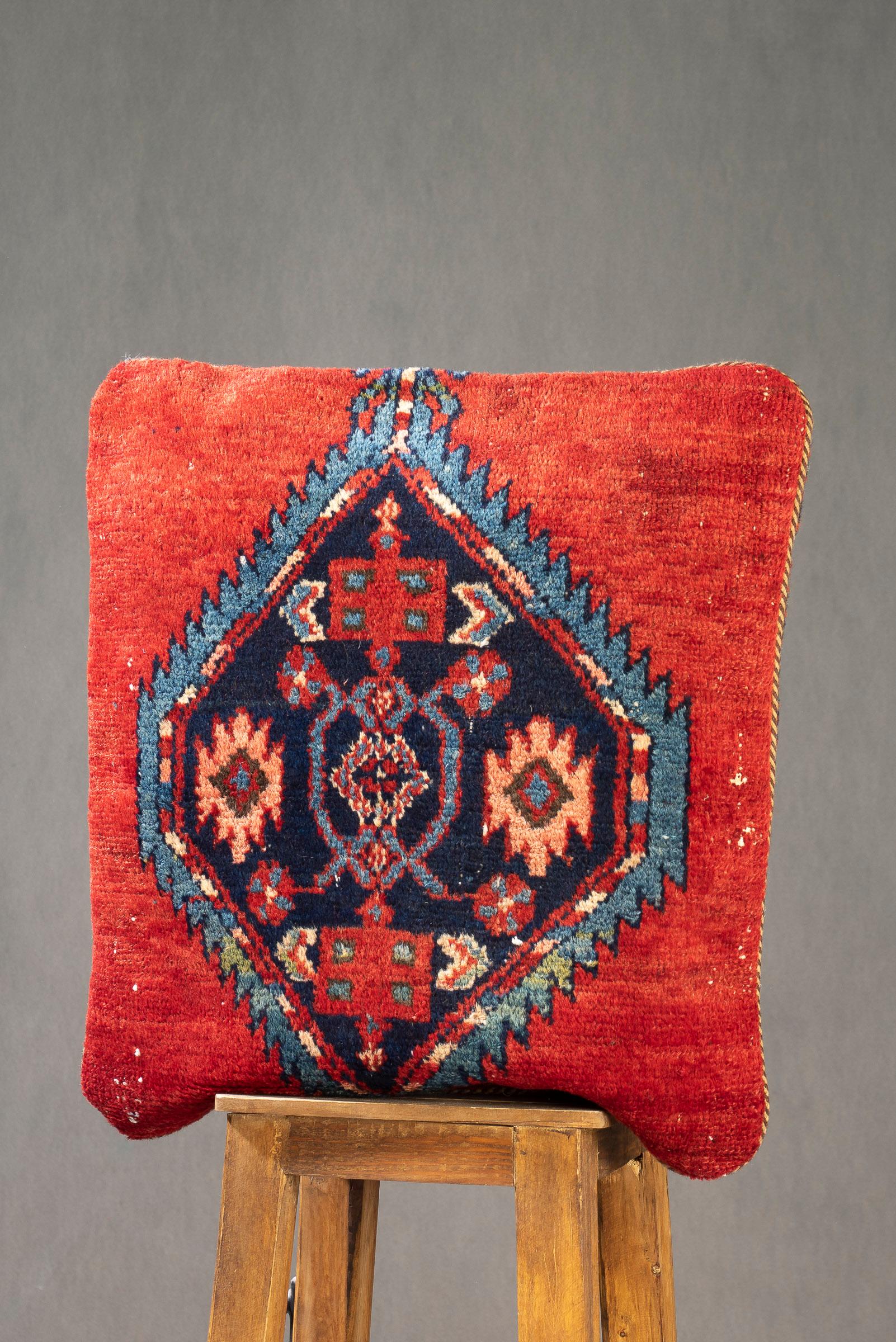Antique Hamadan Toranj Carpet Cushion, 60x50cm - 3