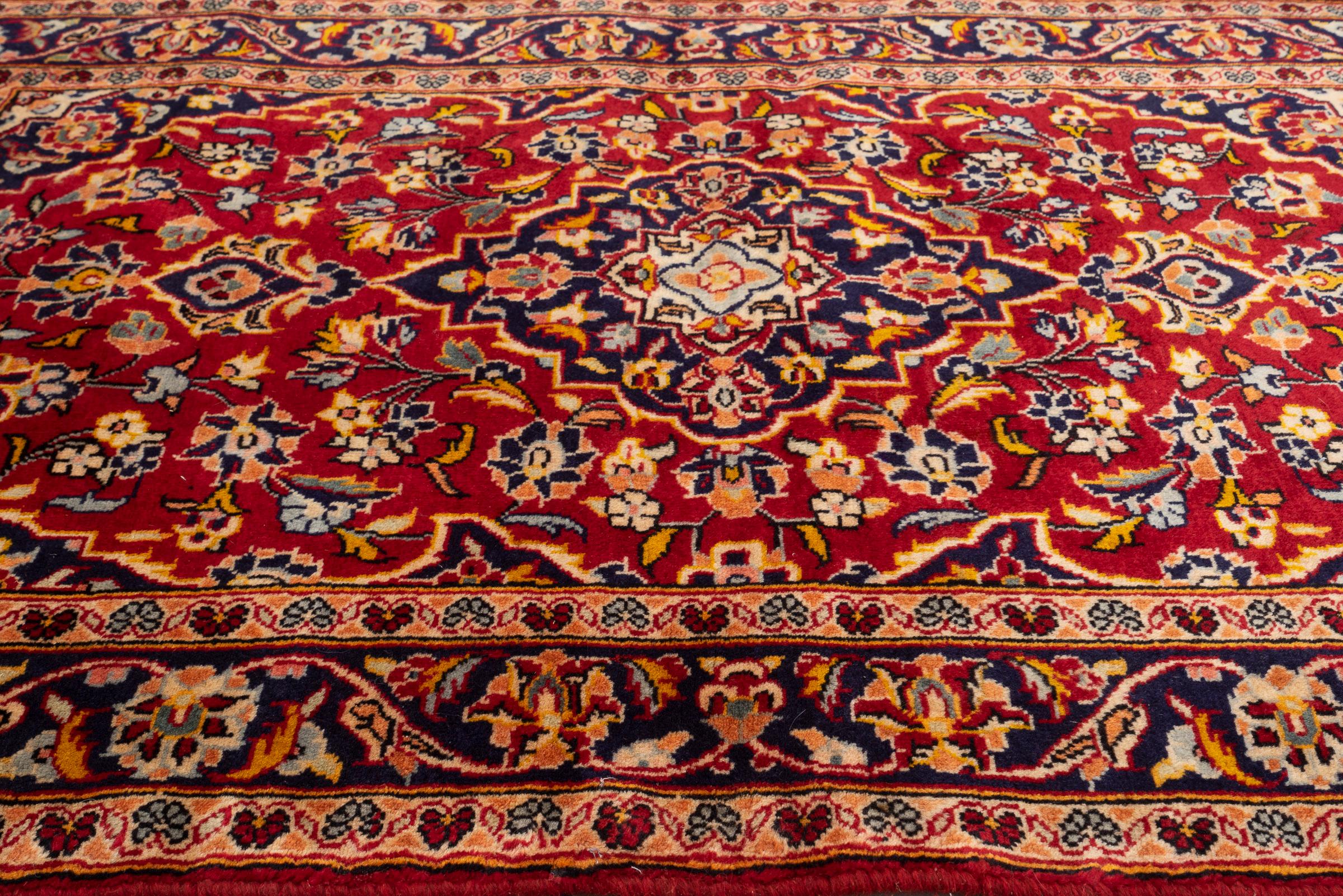 Kashan Laaki Lachak Toranj Persian Rug