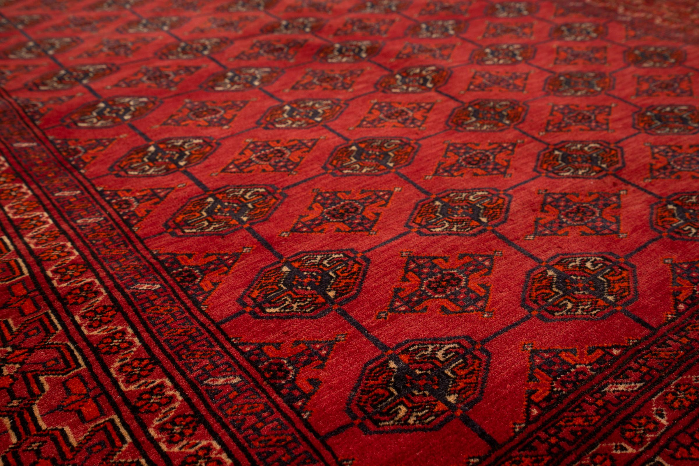 Fine Torkaman Yamut Mari Gool (Camel feet) Persian Rug
