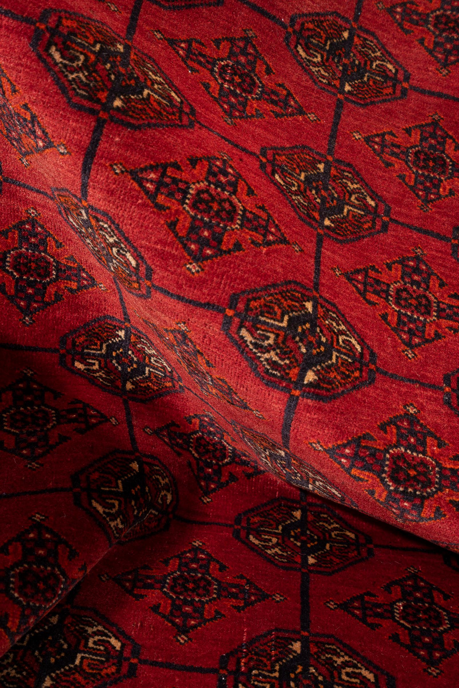 Fine Torkaman Yamut Mari Gool (Camel feet) Persian Rug