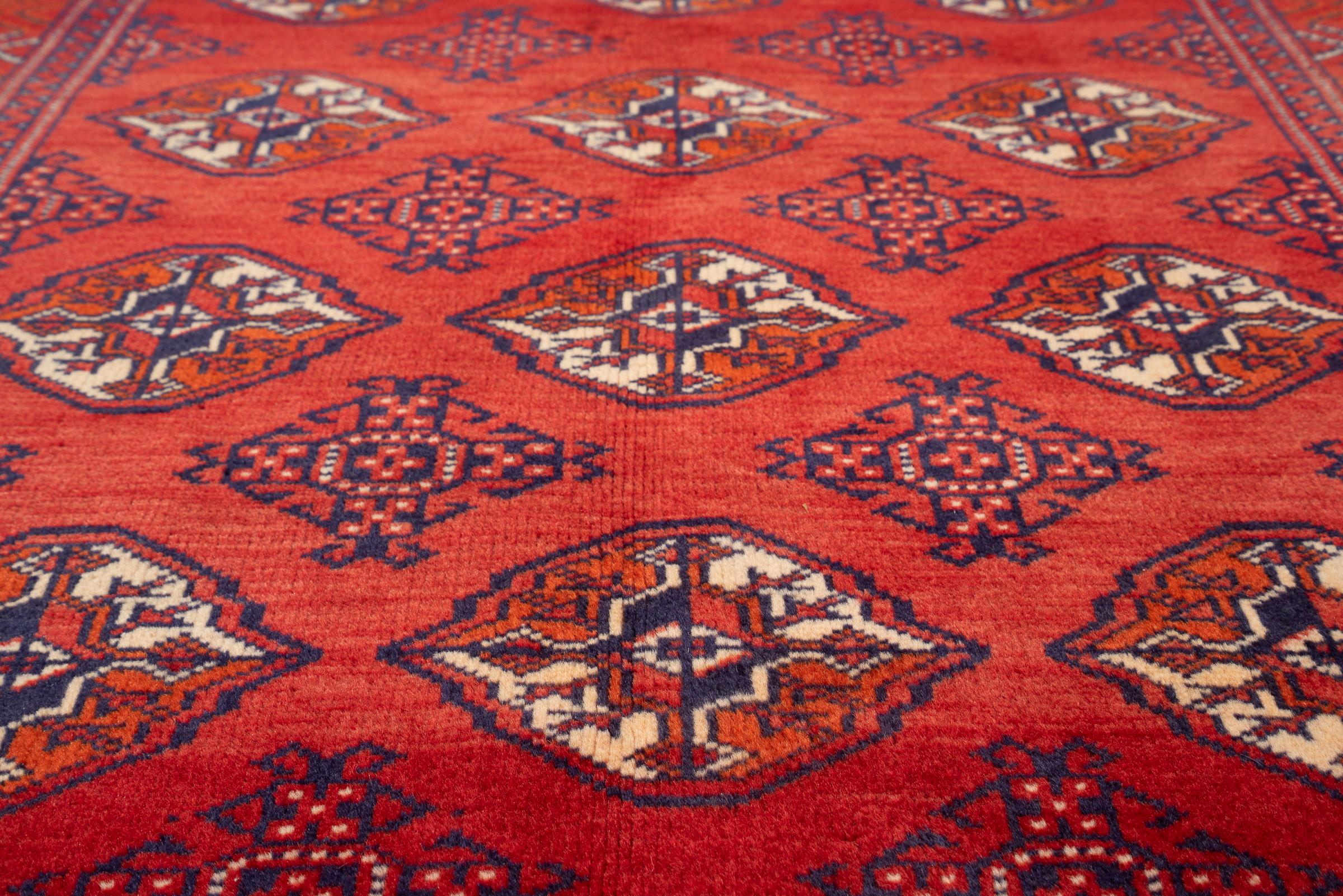 Fine Torkaman Yamut Mari Gool (Elephant feet) Persian Rug