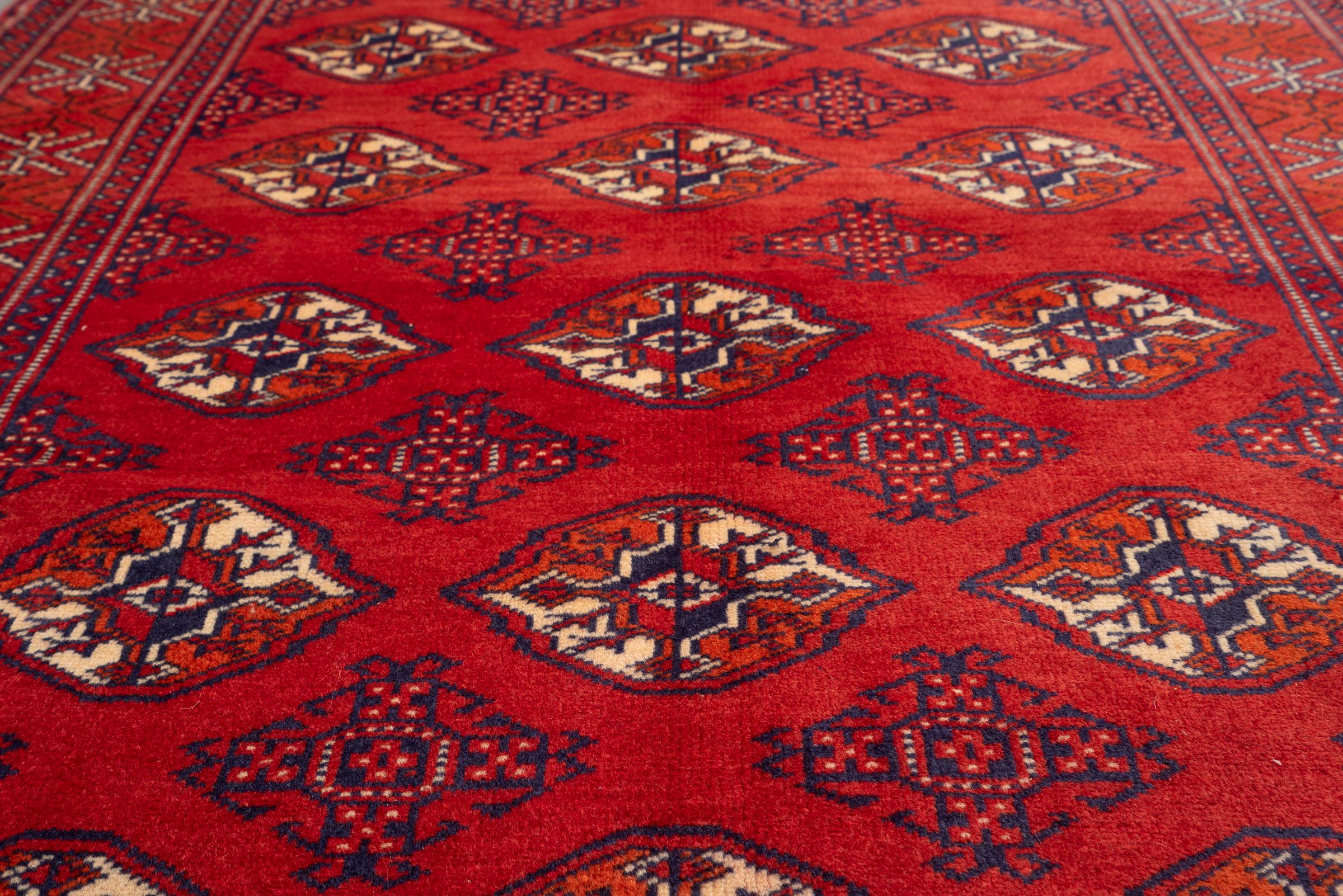 Fine Torkaman Yamut Mari Gool (Elephant feet) Persian Rug