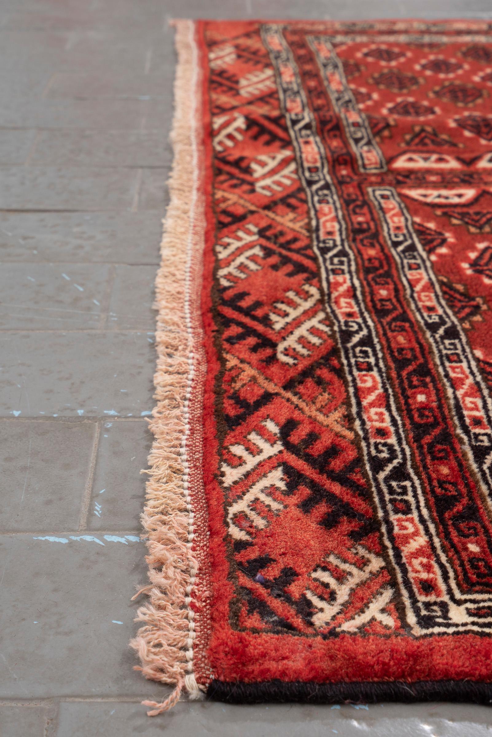Vintage Fine Torkaman 4 Qabi Persian Rug