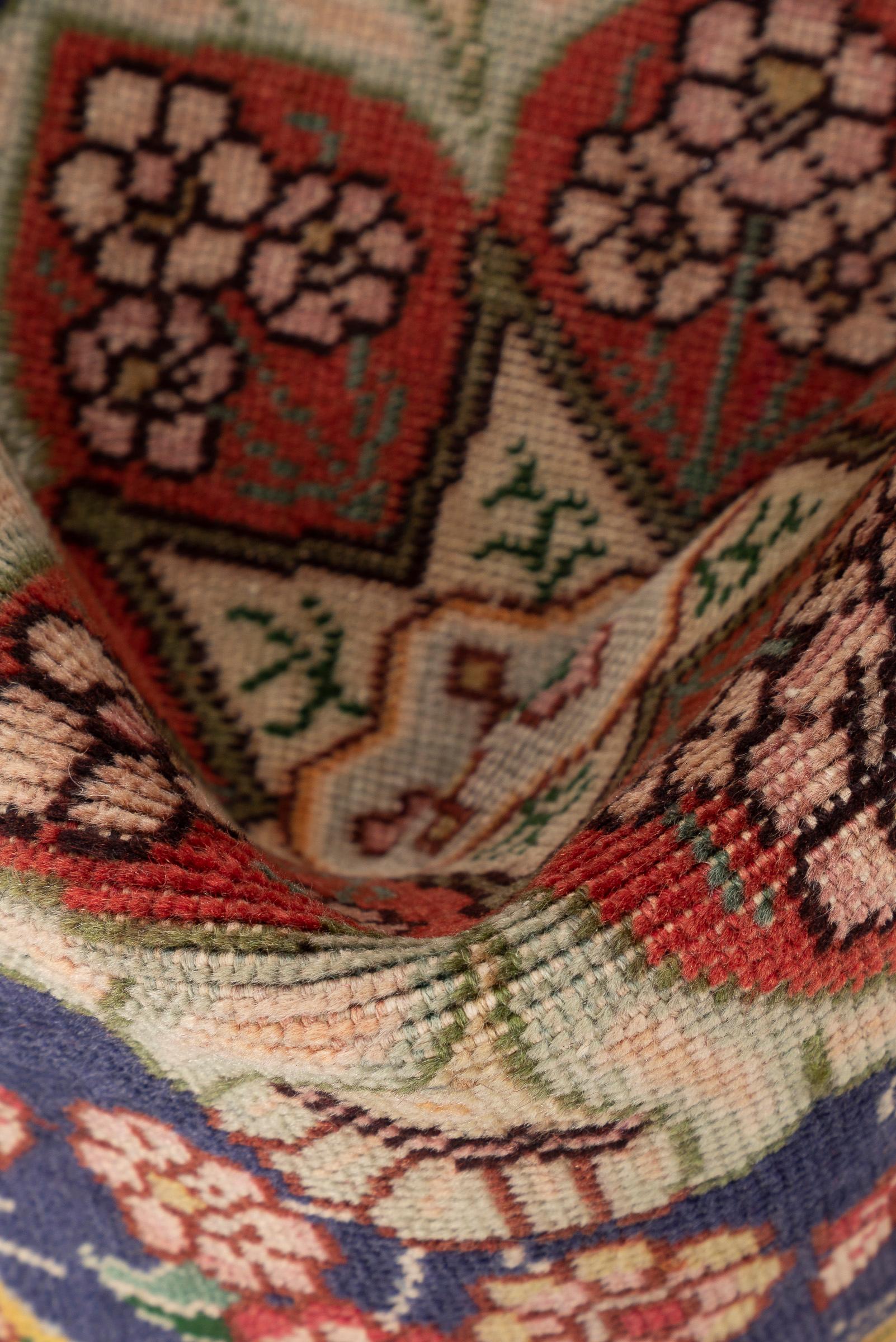 Tabriz Floral Circular Persian Rug