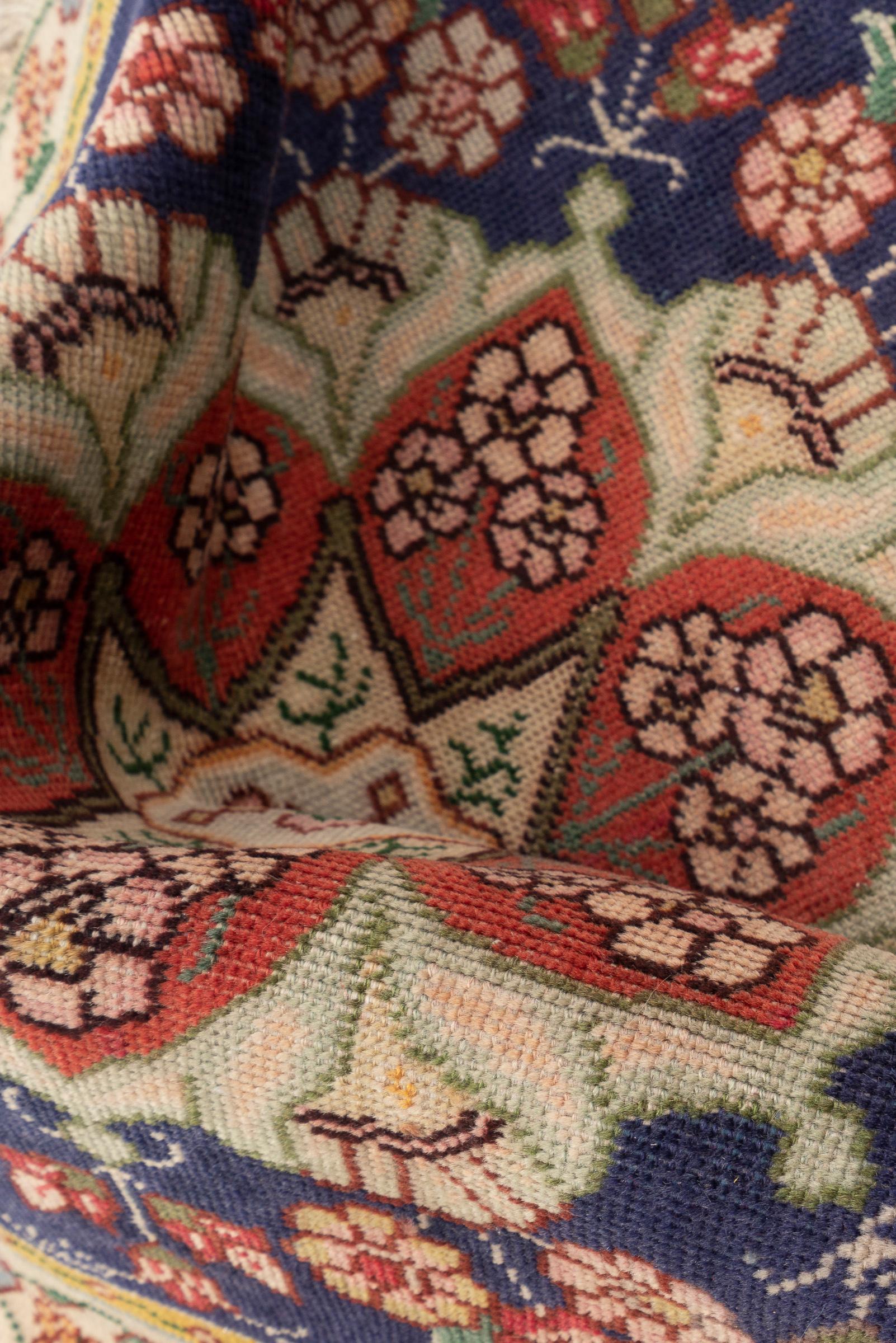 Tabriz Floral Circular Persian Rug