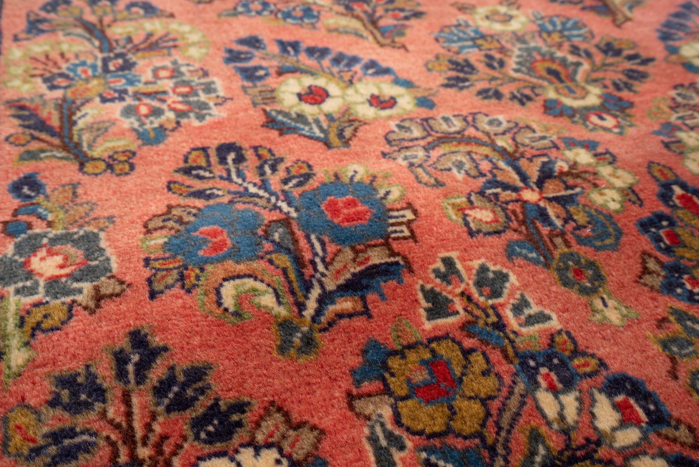 Vintage Sarouk American Flower Persian Rug