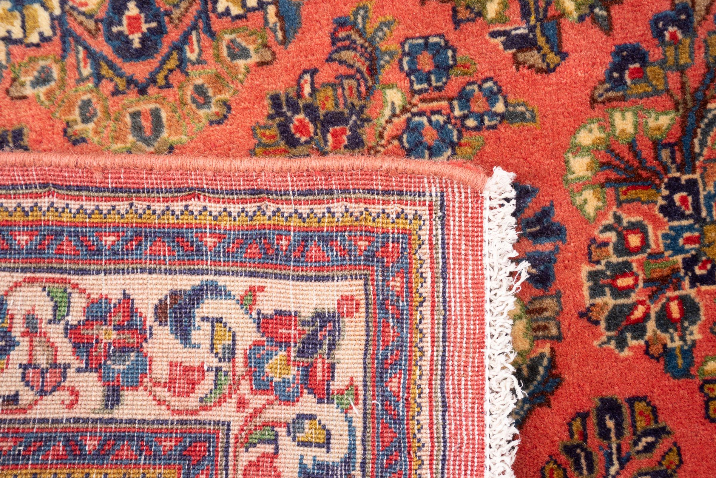 Vintage Sarouk American Flower Persian Rug