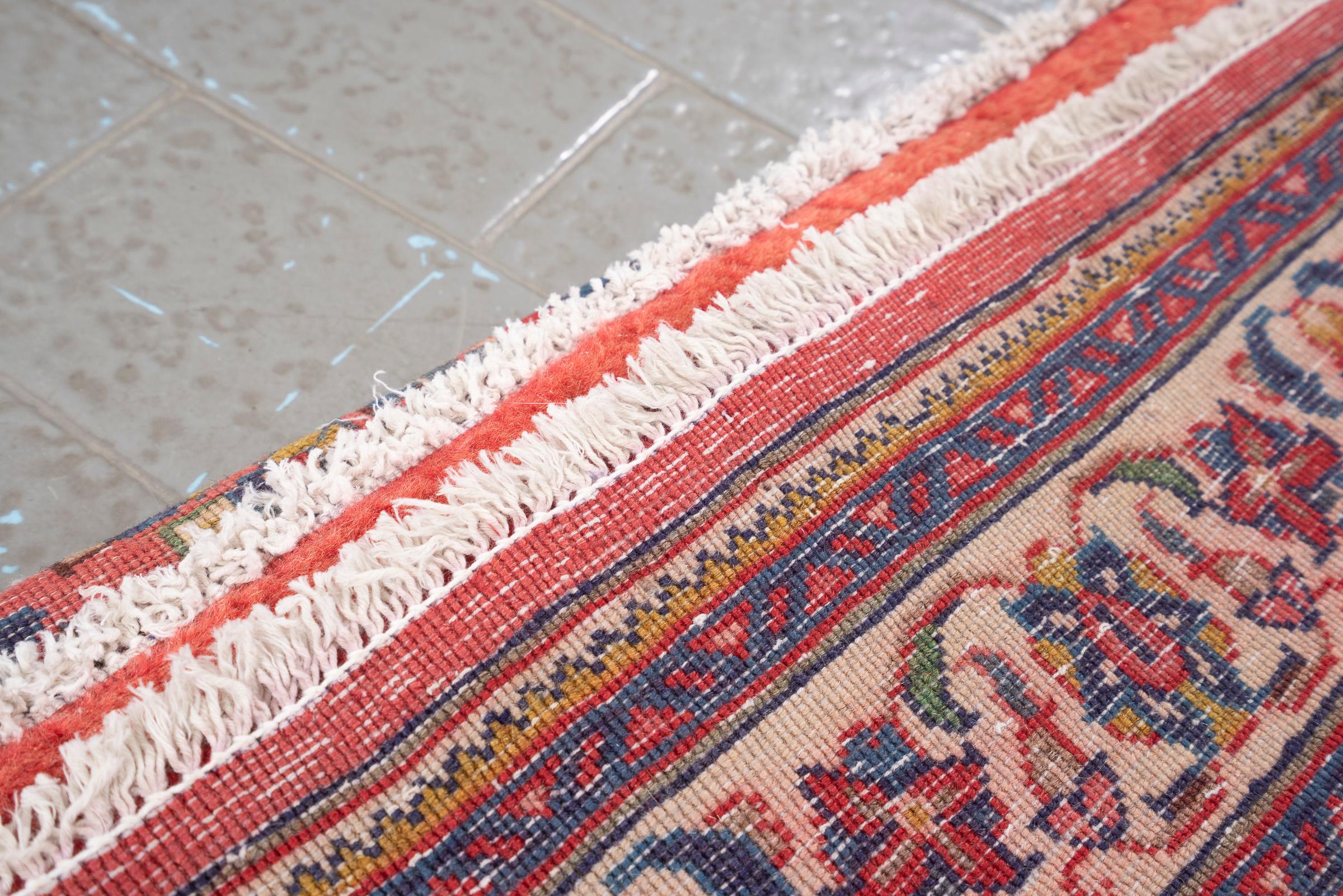 Vintage Sarouk American Flower Persian Rug