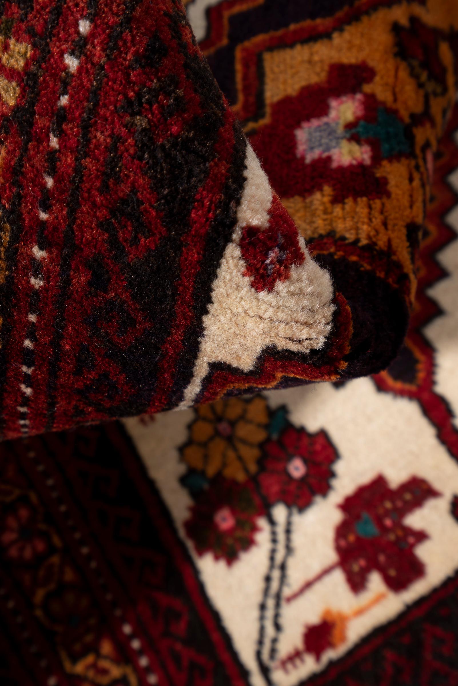Vintage GhasemAbad Persian Poshti Rug 2