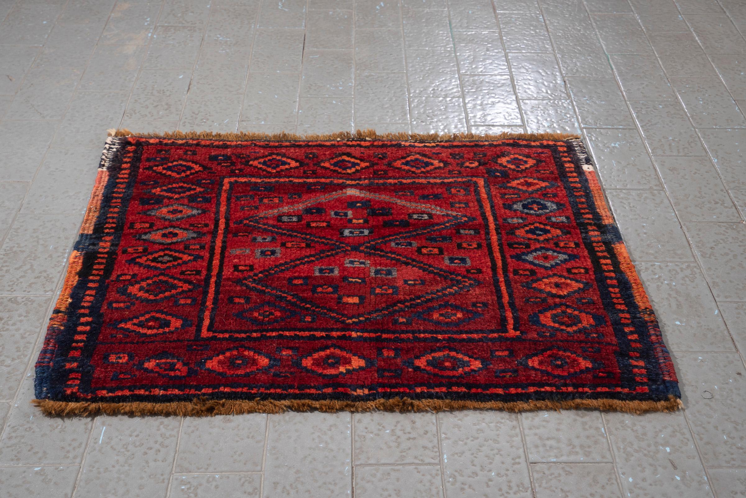 Antique Torkaman Opened Persian Toubreh Face