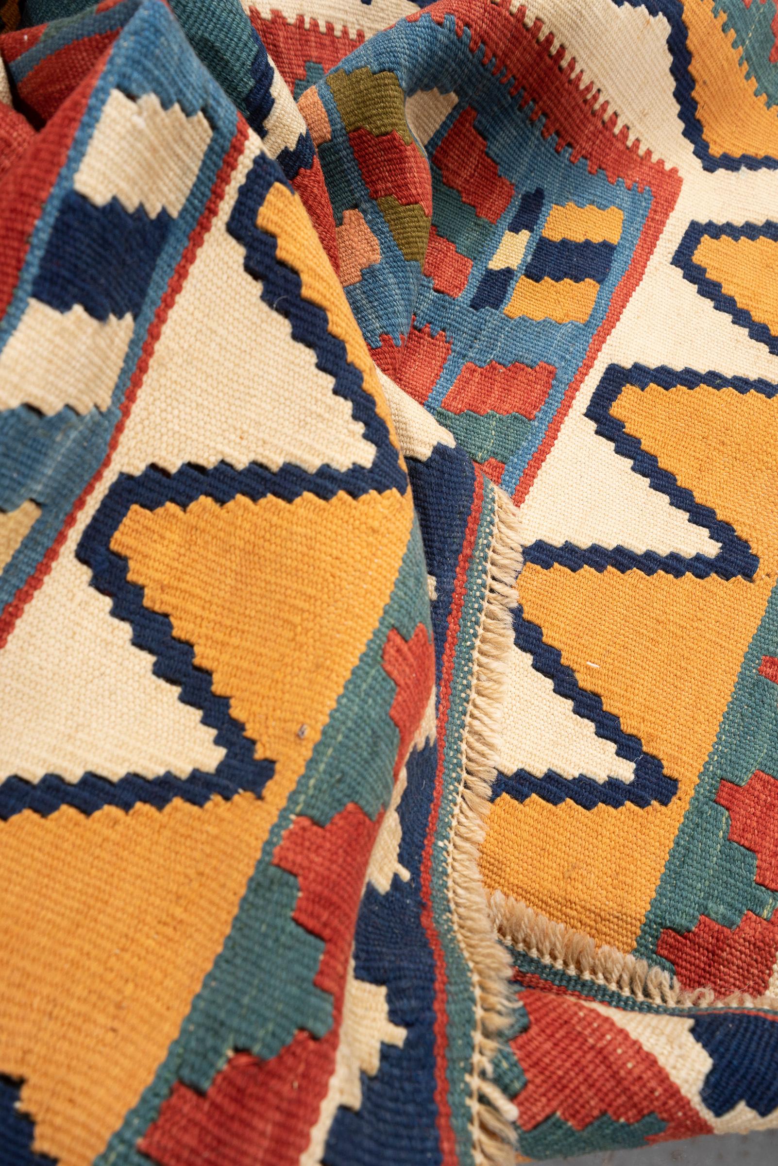Vintage Qashqai Firuz Abad 4 Diamonds Persian Kilim Rug