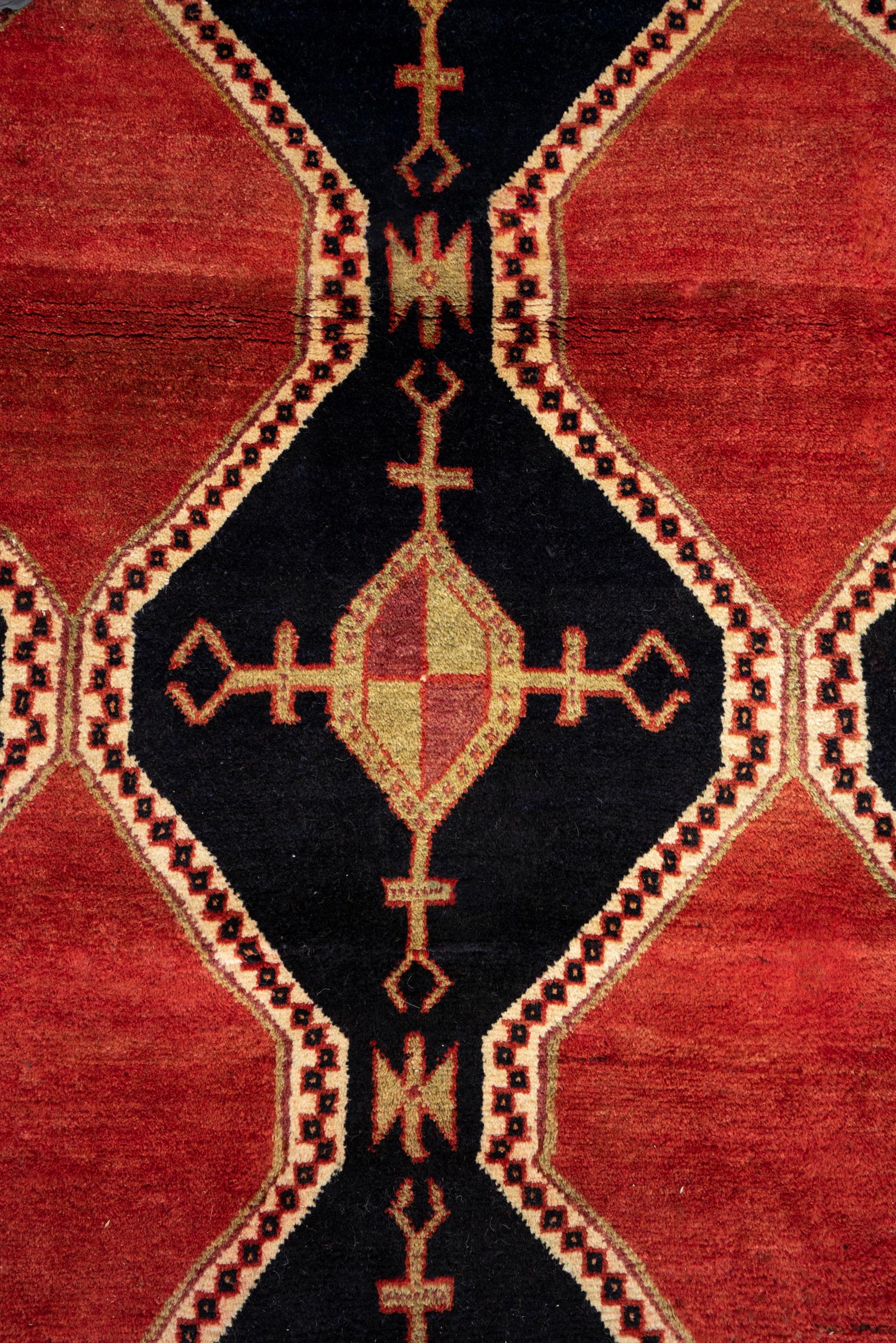 Vintage Dehaj Diamond Lattice Persian Rug, c. 1950s