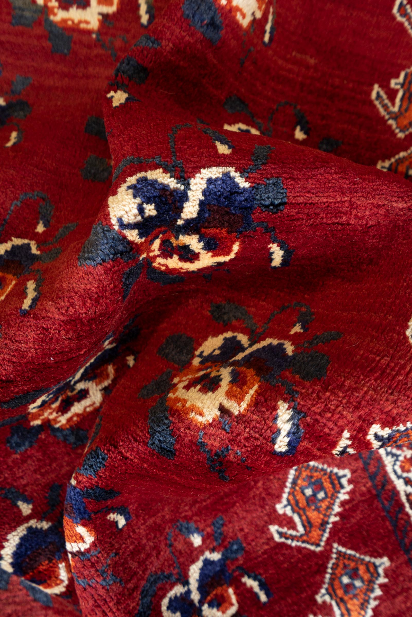 Qashqai Koohi GolPari Persian Gabbeh Rug