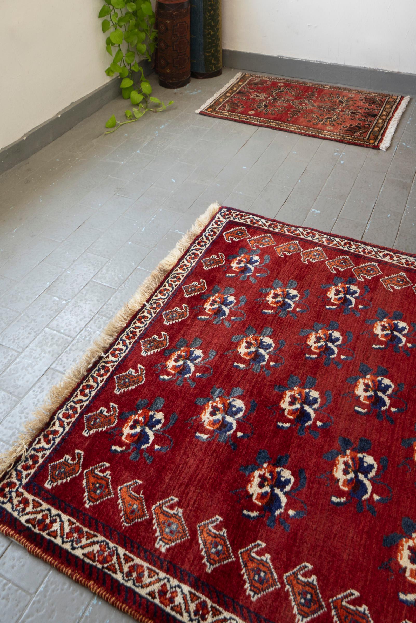 Qashqai Koohi GolPari Persian Gabbeh Rug