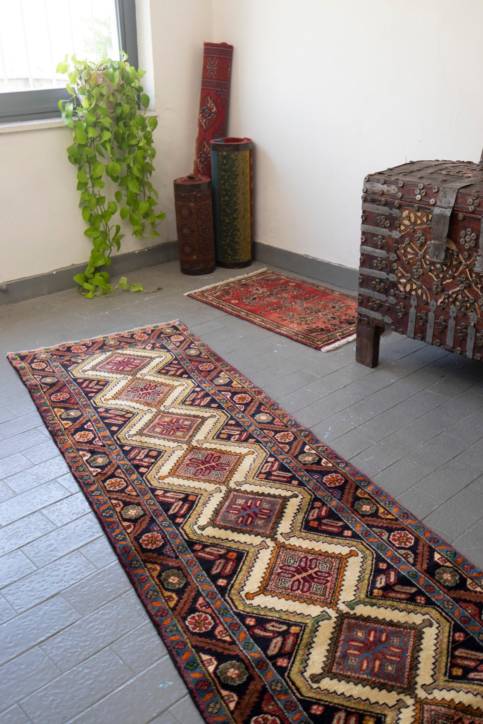 Hamadan Koliai Fine Howzi Persian Runner Rug