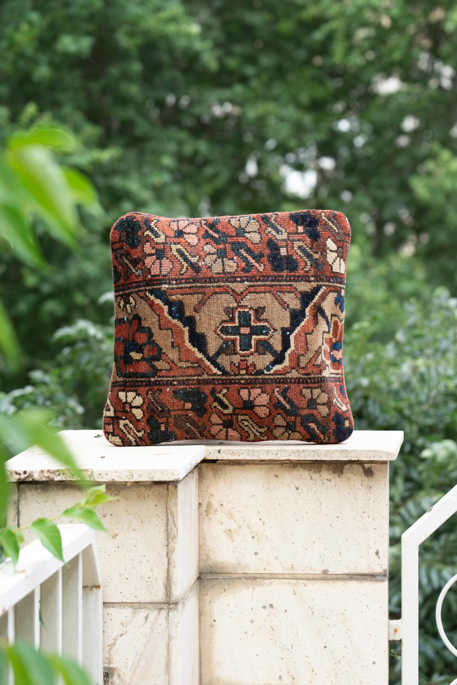 Antique Bakhtiari Carpet Cushion, 45x45cm - 2