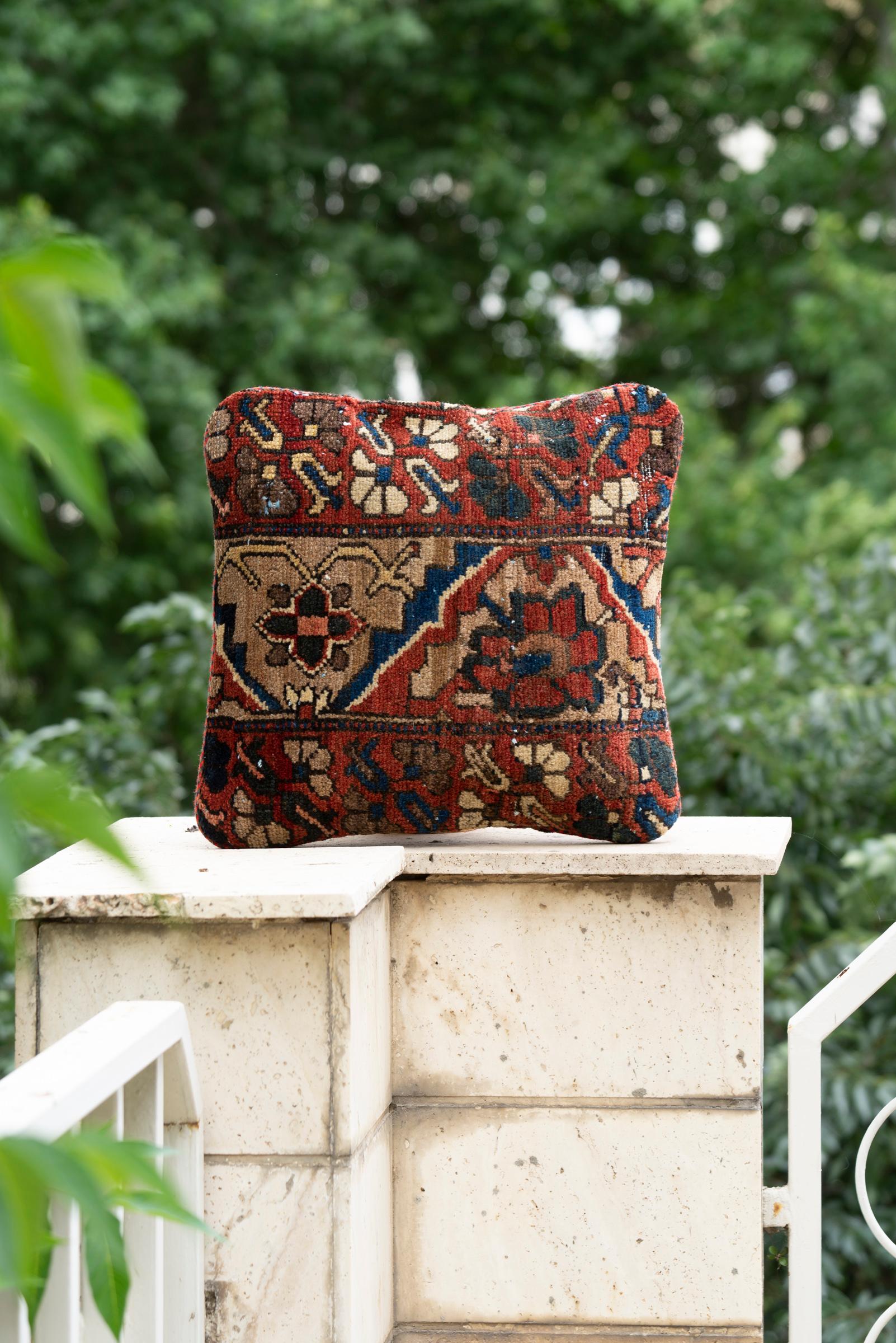 Antique Bakhtiari Carpet Cushion, 45x45cm - 4