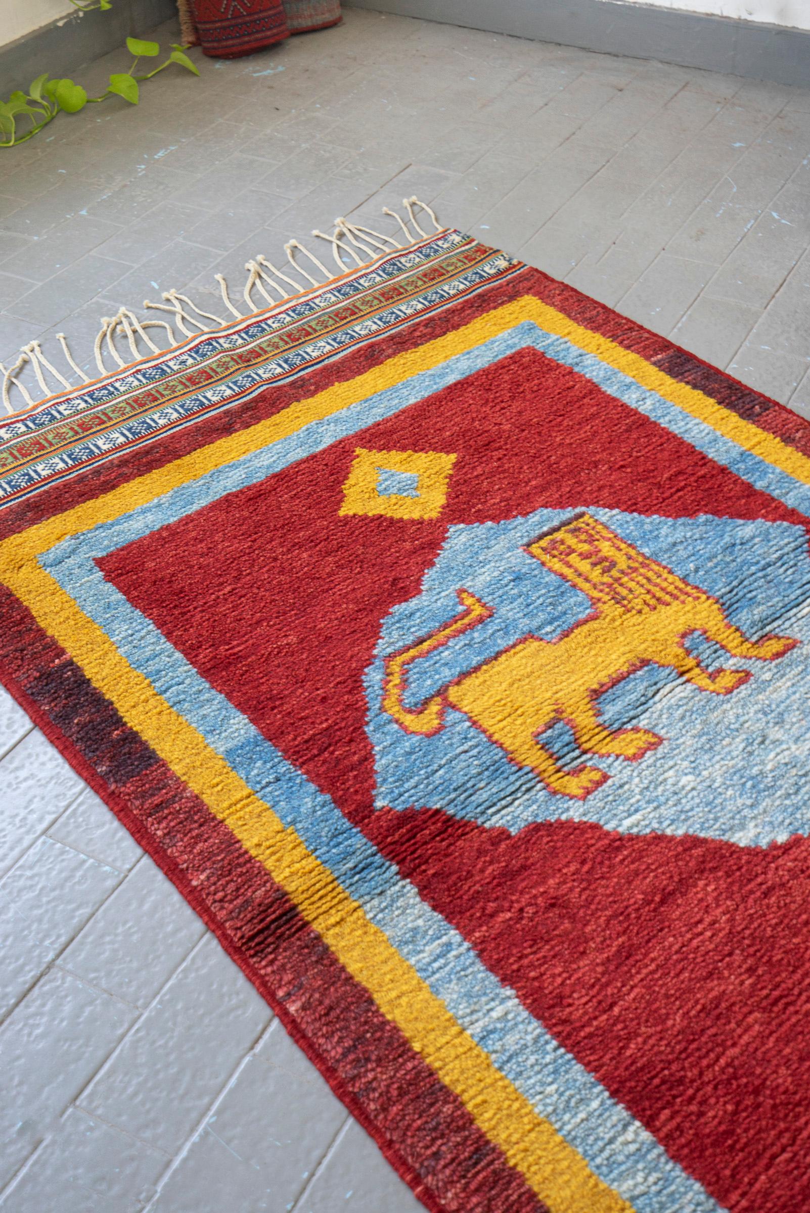 New Weave Qashqai Fine Lion Persian Gabbeh Rug
