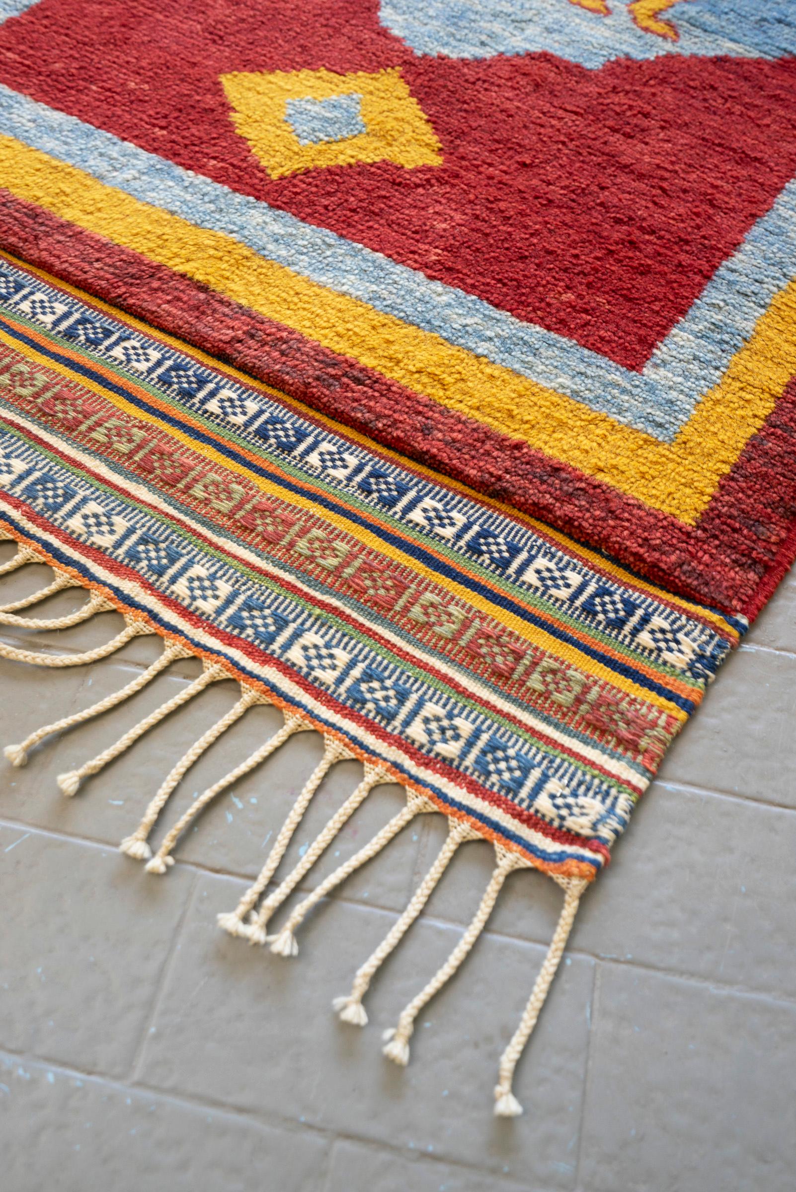 New Weave Qashqai Fine Lion Persian Gabbeh Rug