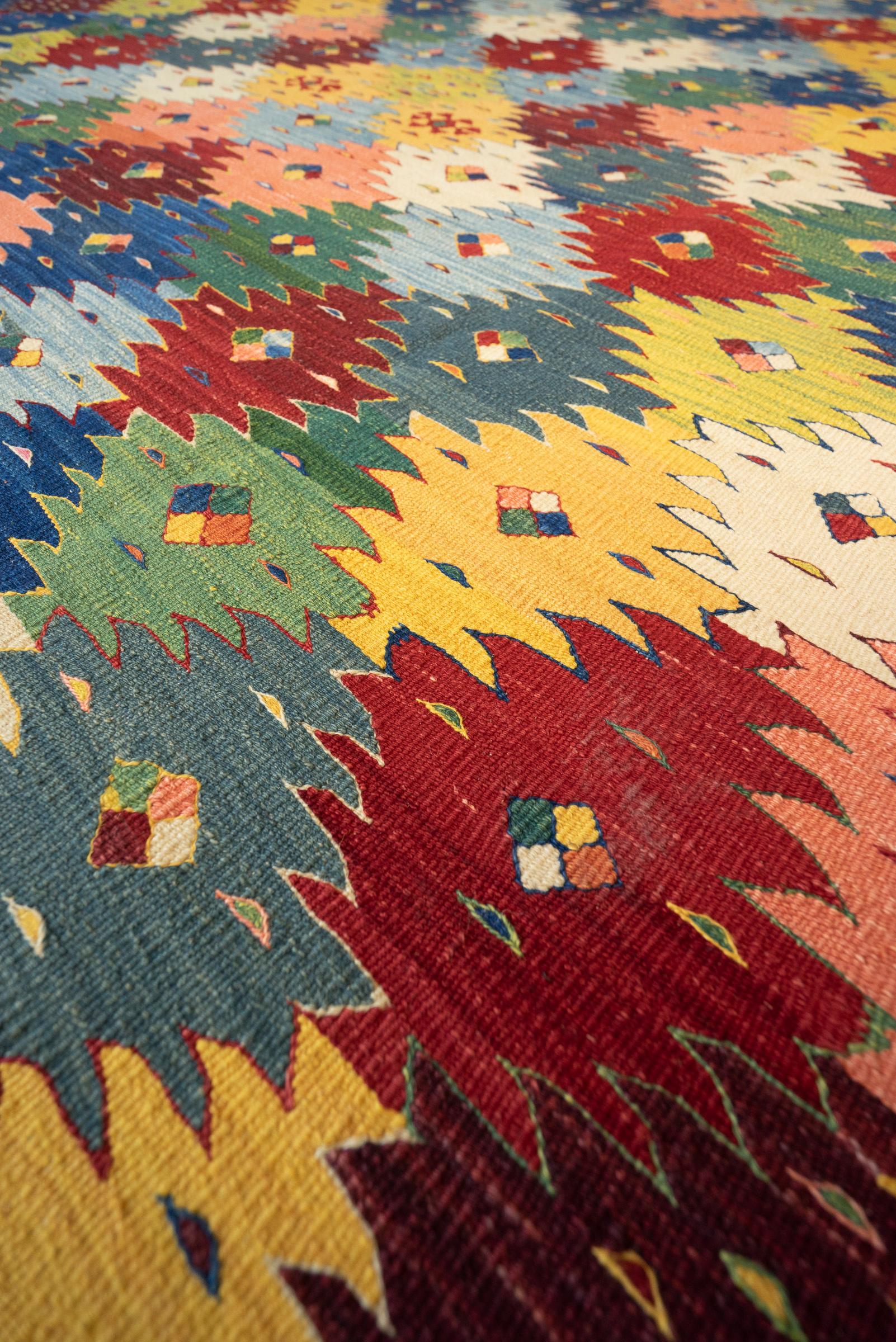 New Weave Fine Khalaj Flower Persian Kilim Rug