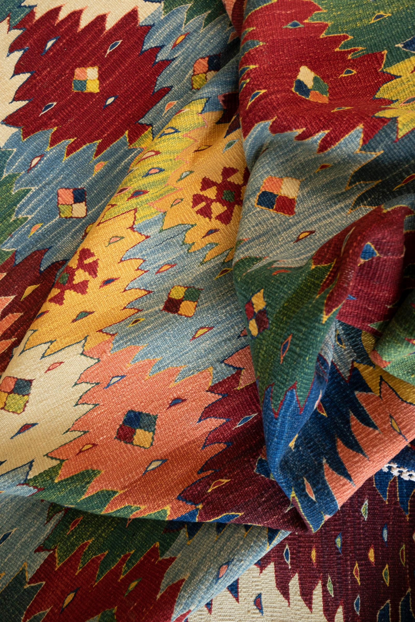 New Weave Fine Khalaj Flower Persian Kilim Rug