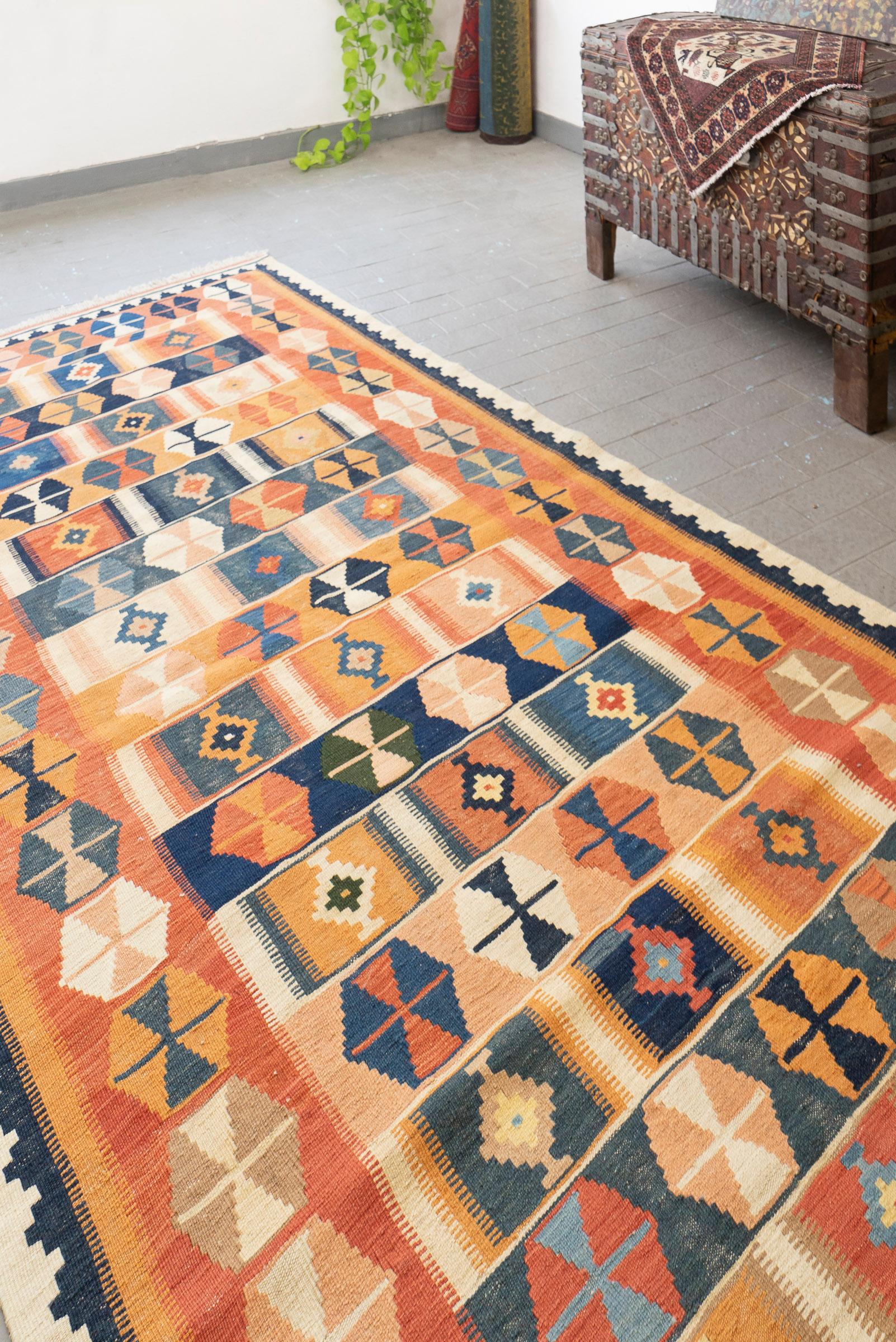 Qashqai Combs Persian Kilim Rug Geometric Bands, c. 1980s