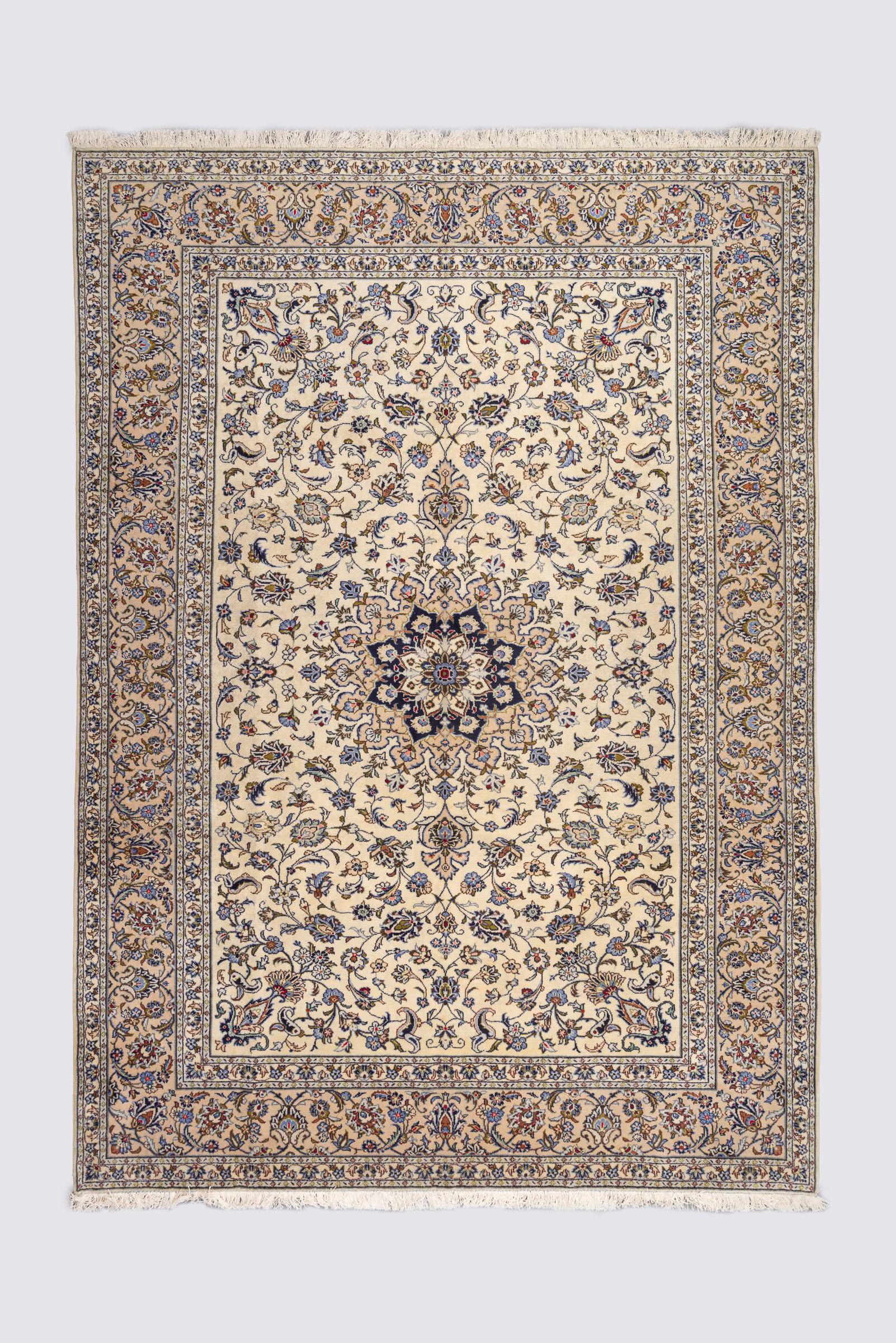 Ardakan Medallion Carpet