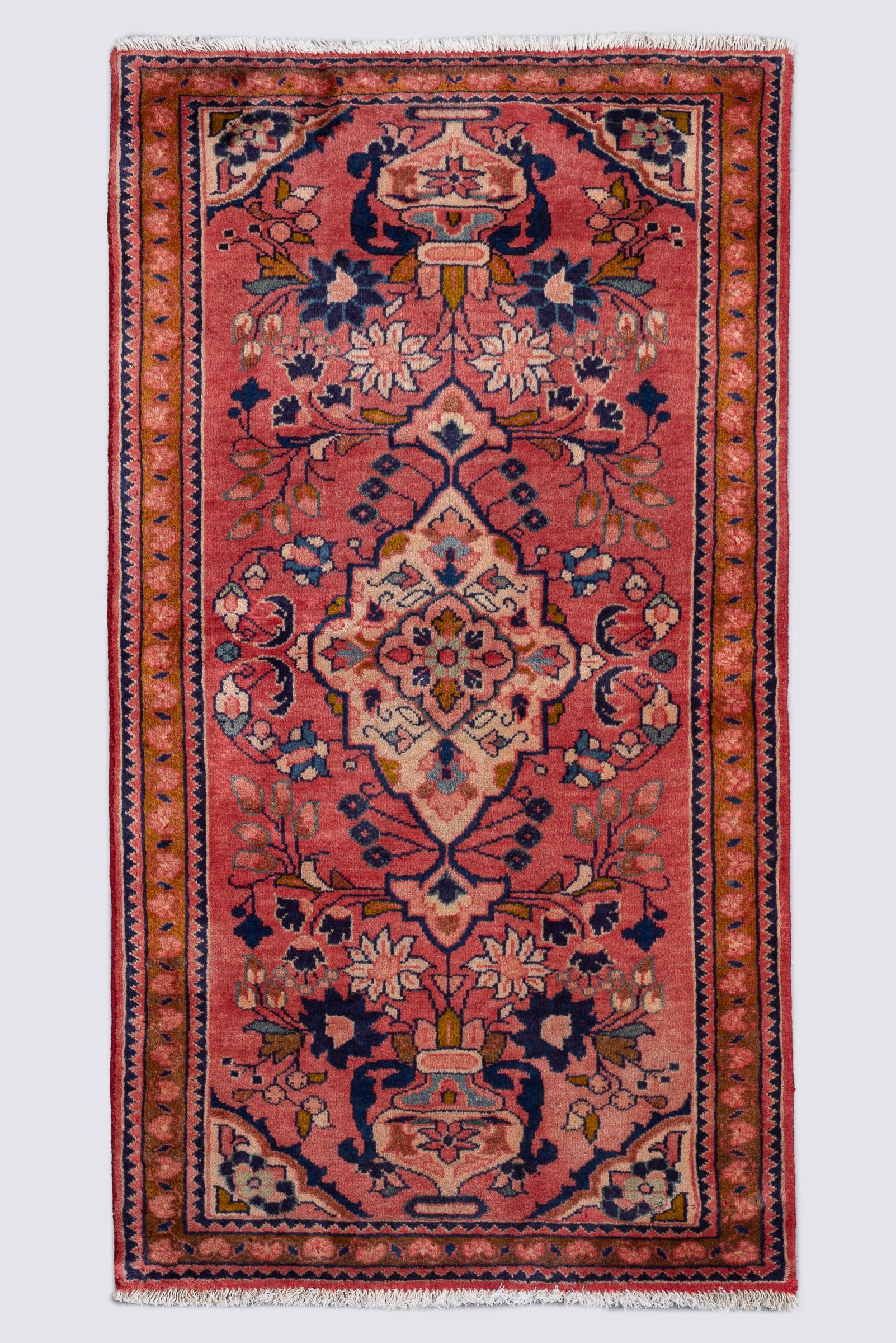 Sarouk Afshan runner