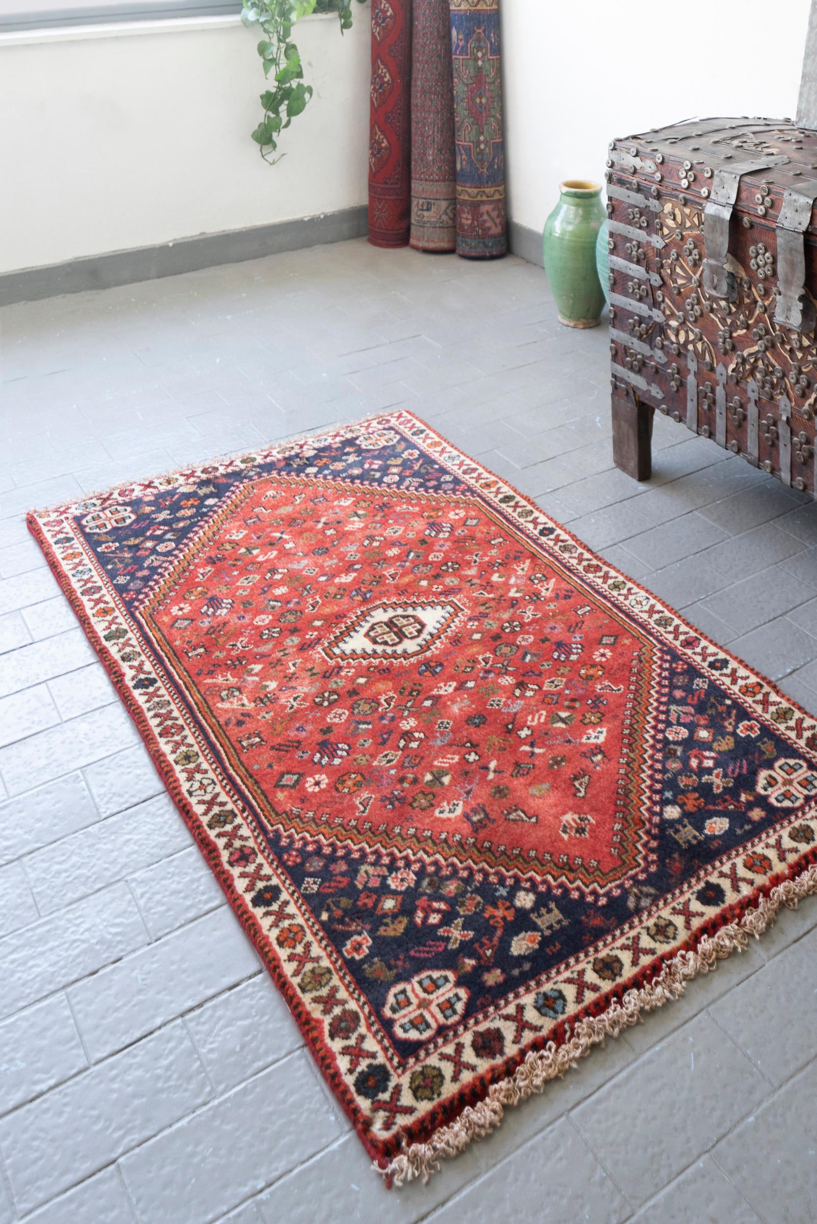 Qashqai Single Toranj Persian Rug