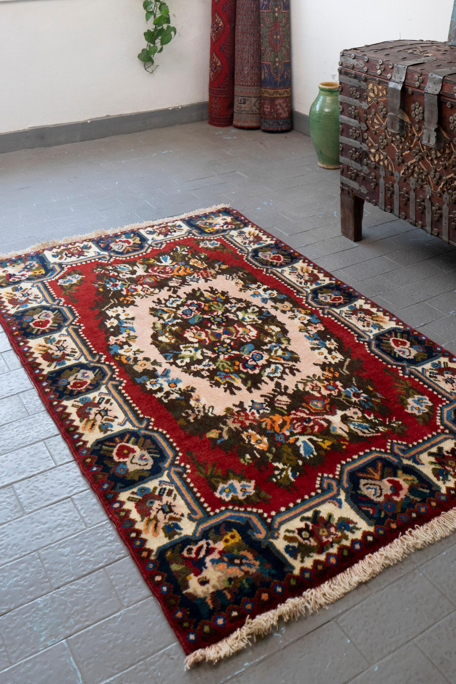 Vintage Faradonbeh Bakhtiari Golfarang Persian Rug