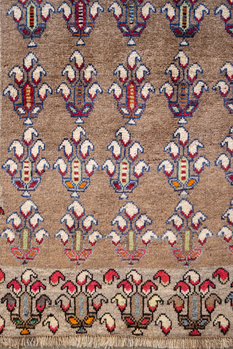 RG143 Qashqai Vases Gabbeh 6