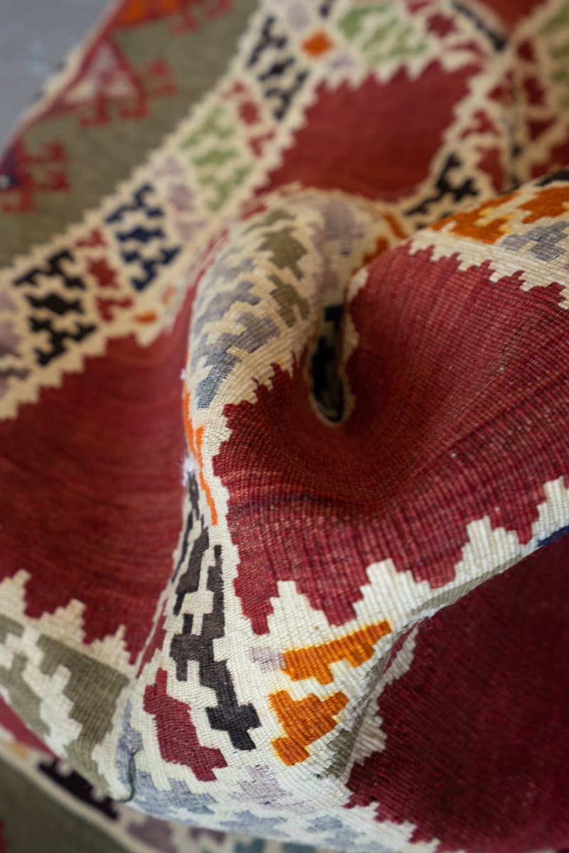 RK214 Qashqai Shishboluki Fine Sar Kesh Kilim 9