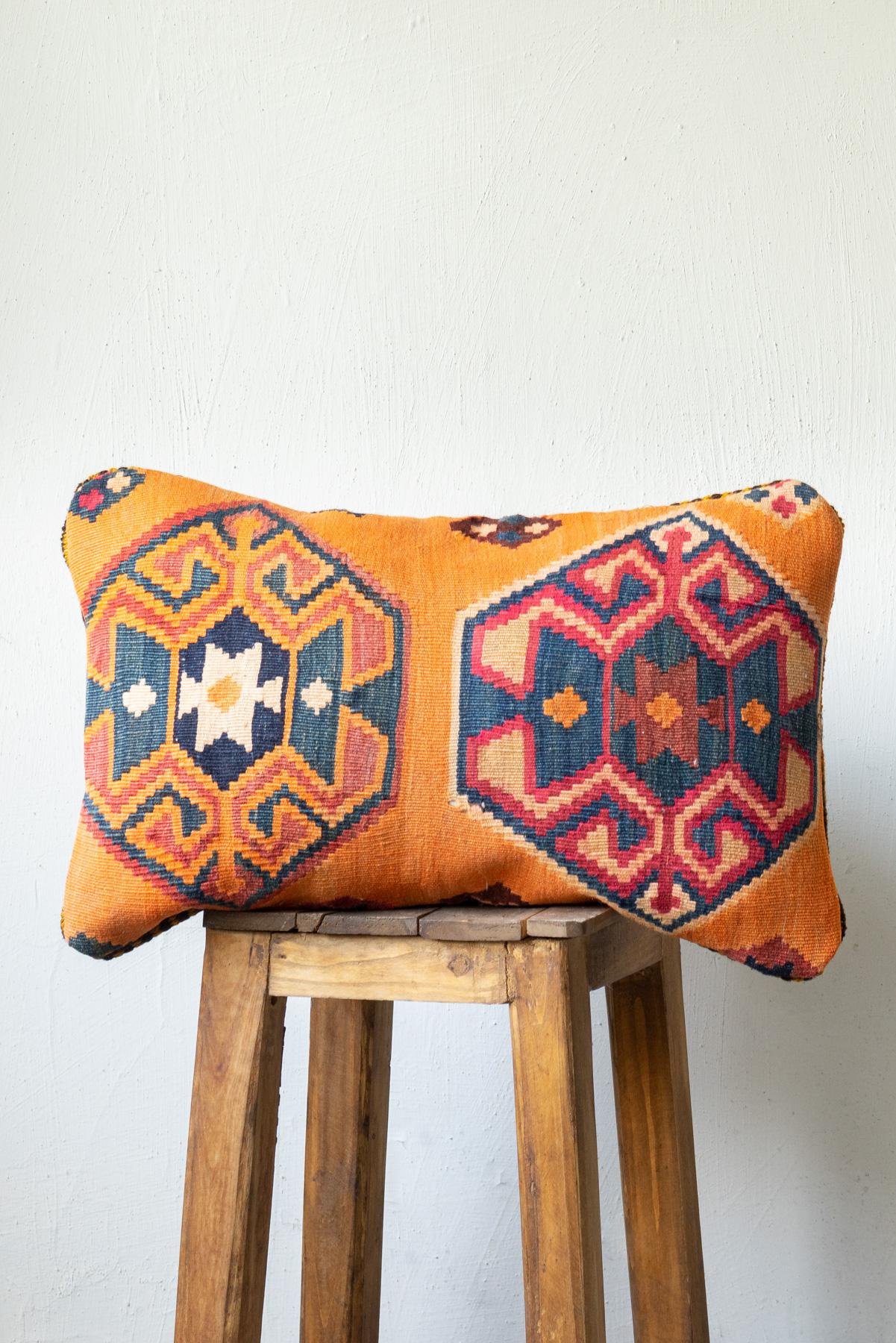 CUS223 1 Qashqai Kilim Cushion Re