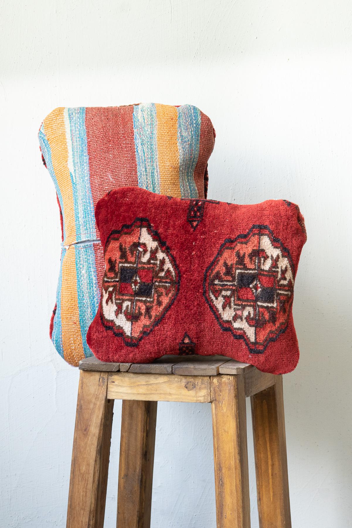 CUS229 Torkaman Carpet Cushion 4