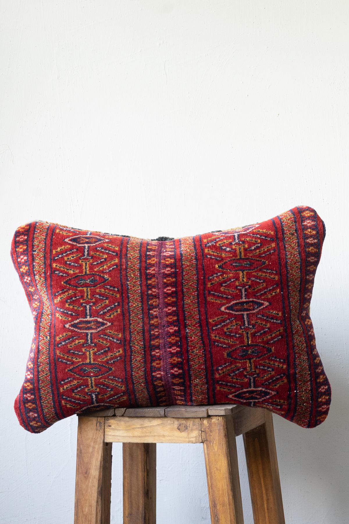 CUS235 Torkaman Carpet Cushion