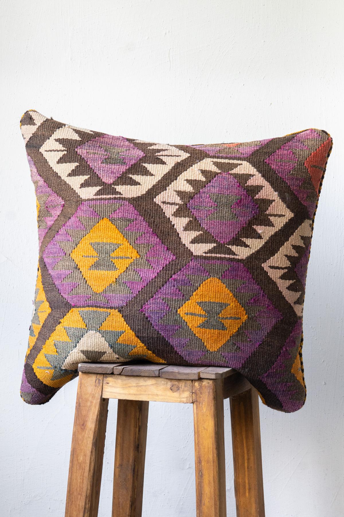 CUS250 2 Azarbaijian Kilim Cushions