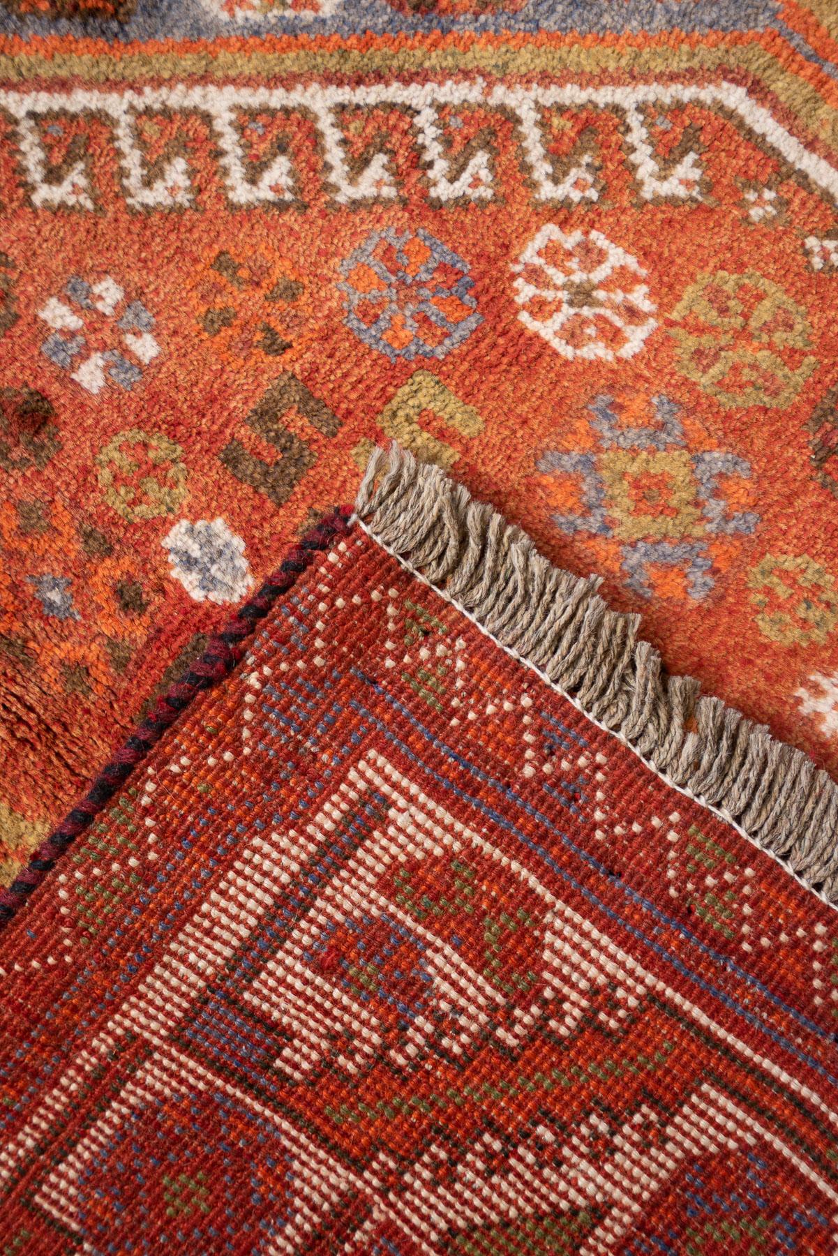 RCA450 Darrehshuri Qashqai Rug Hexagon Medallions Sunset Palette 12