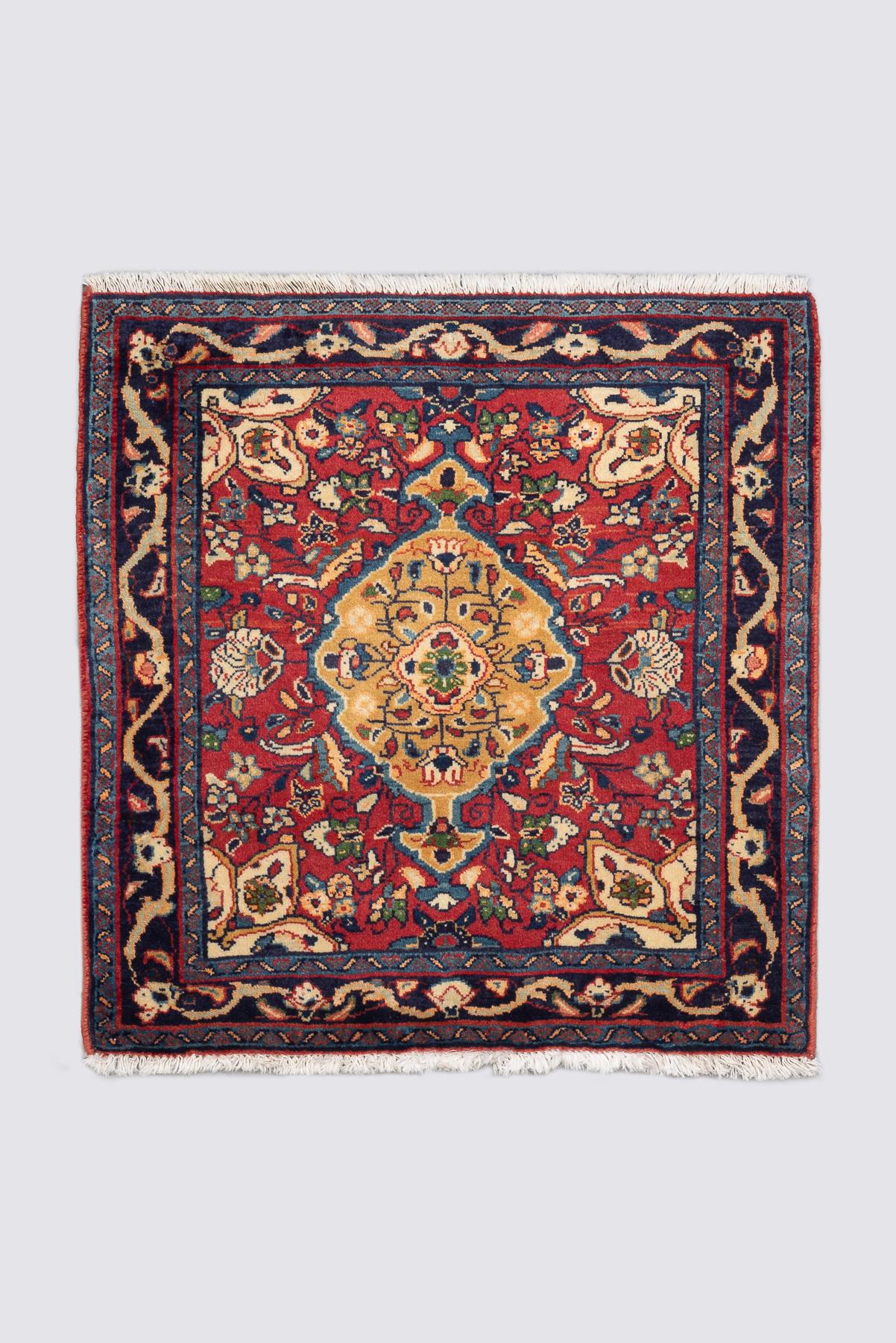 Semi Antique Sarouk Lachak Toranj Poshti