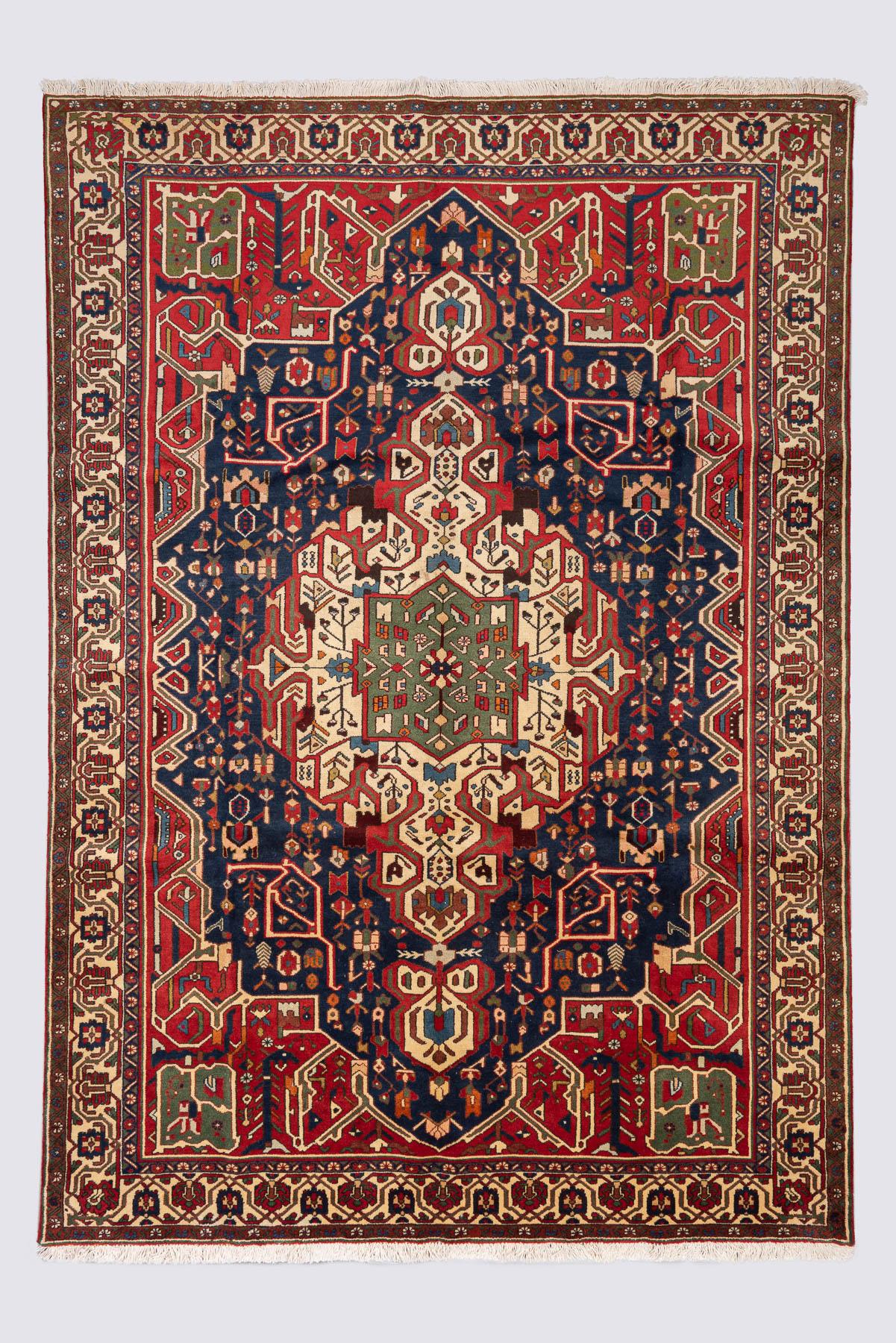 Fine Bakhtiari Carpet