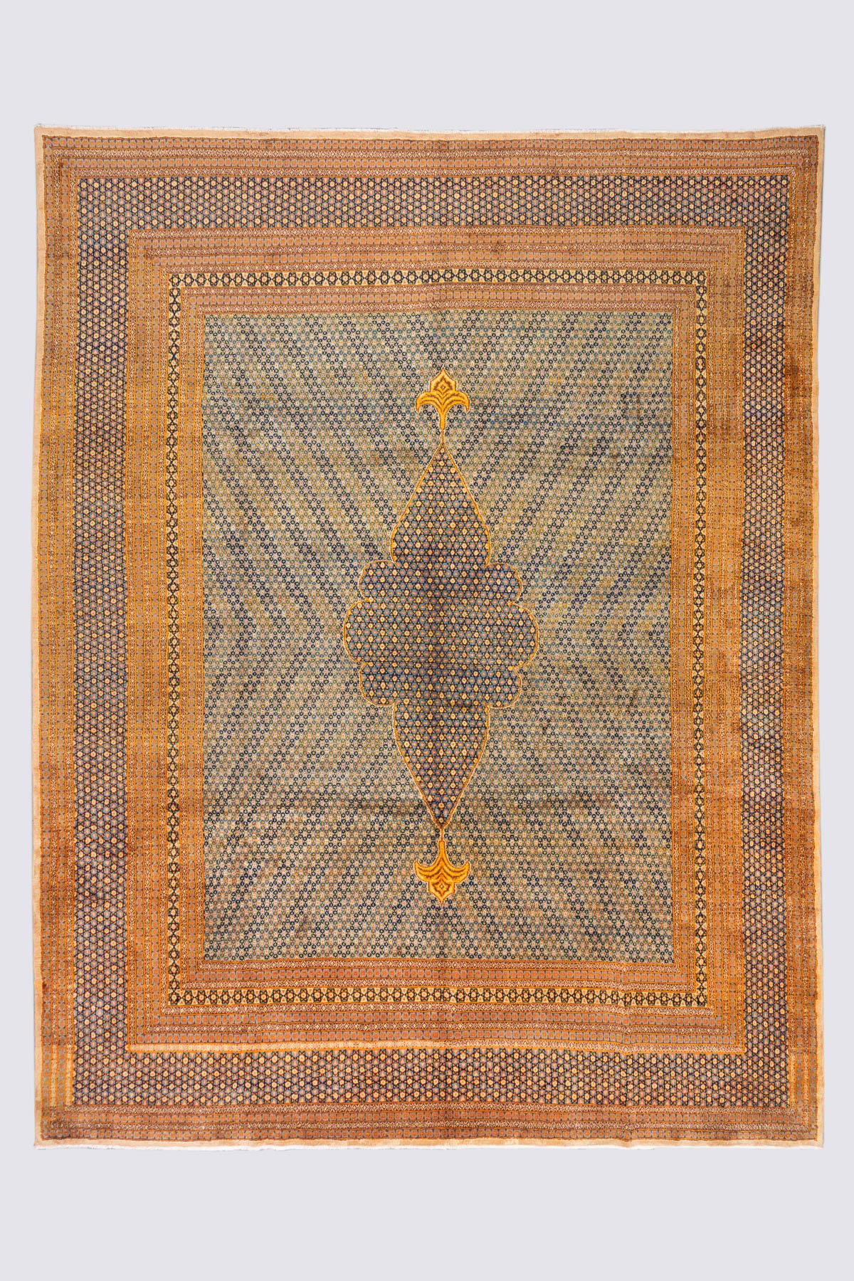 Fine Lavar Kerman Khatam Persian Rug, Mid 20th Century, 372x286cm