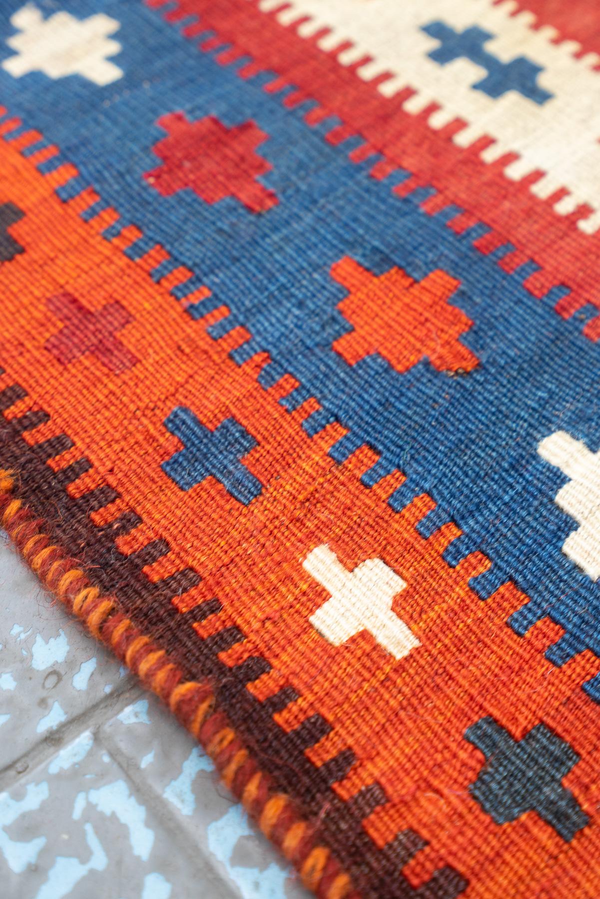 RK226 Qashqai Amaleh Wool Kilim 8