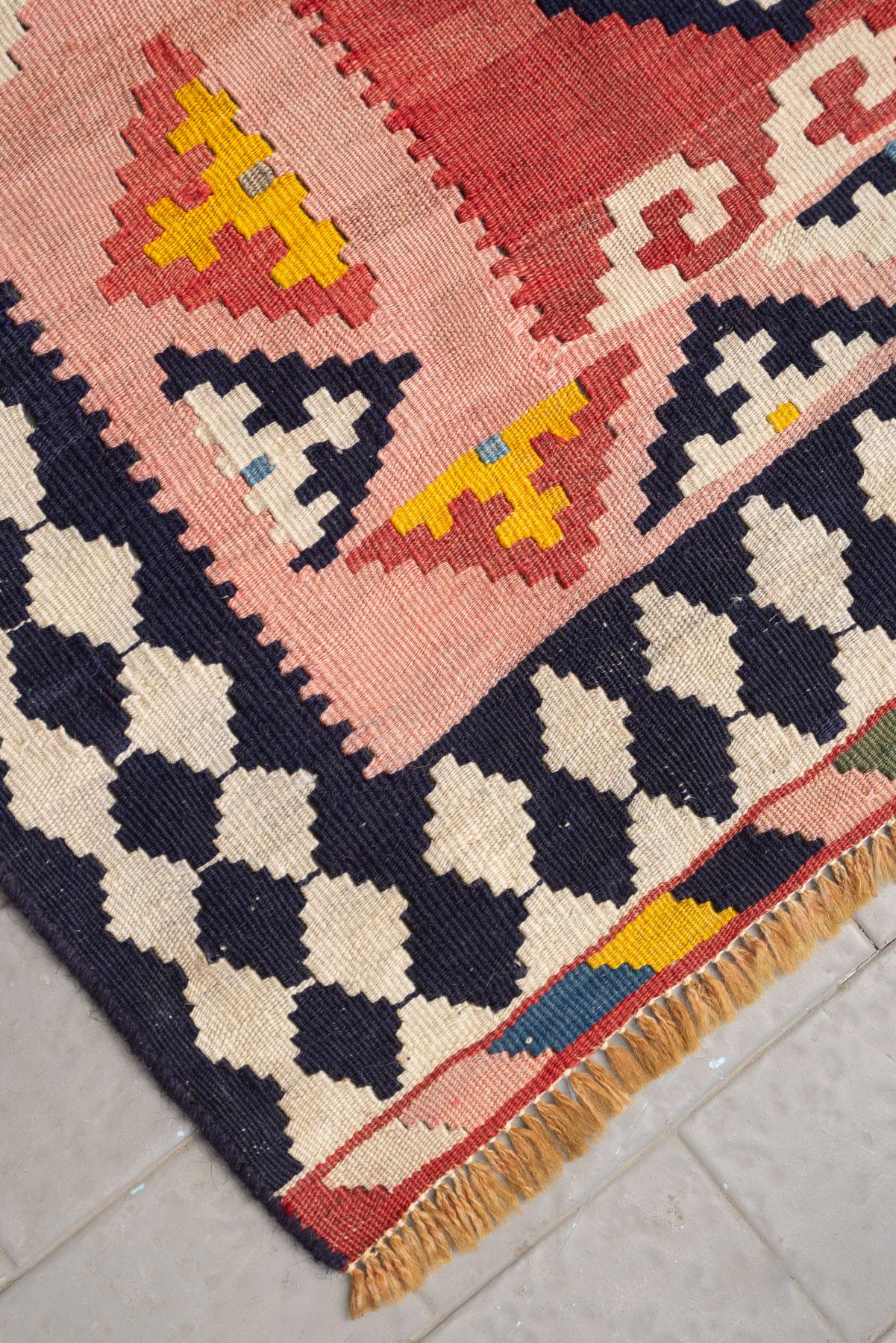 RK232 Qashqai Kilim With Butterfly Motifs And Geometric Medallions 5