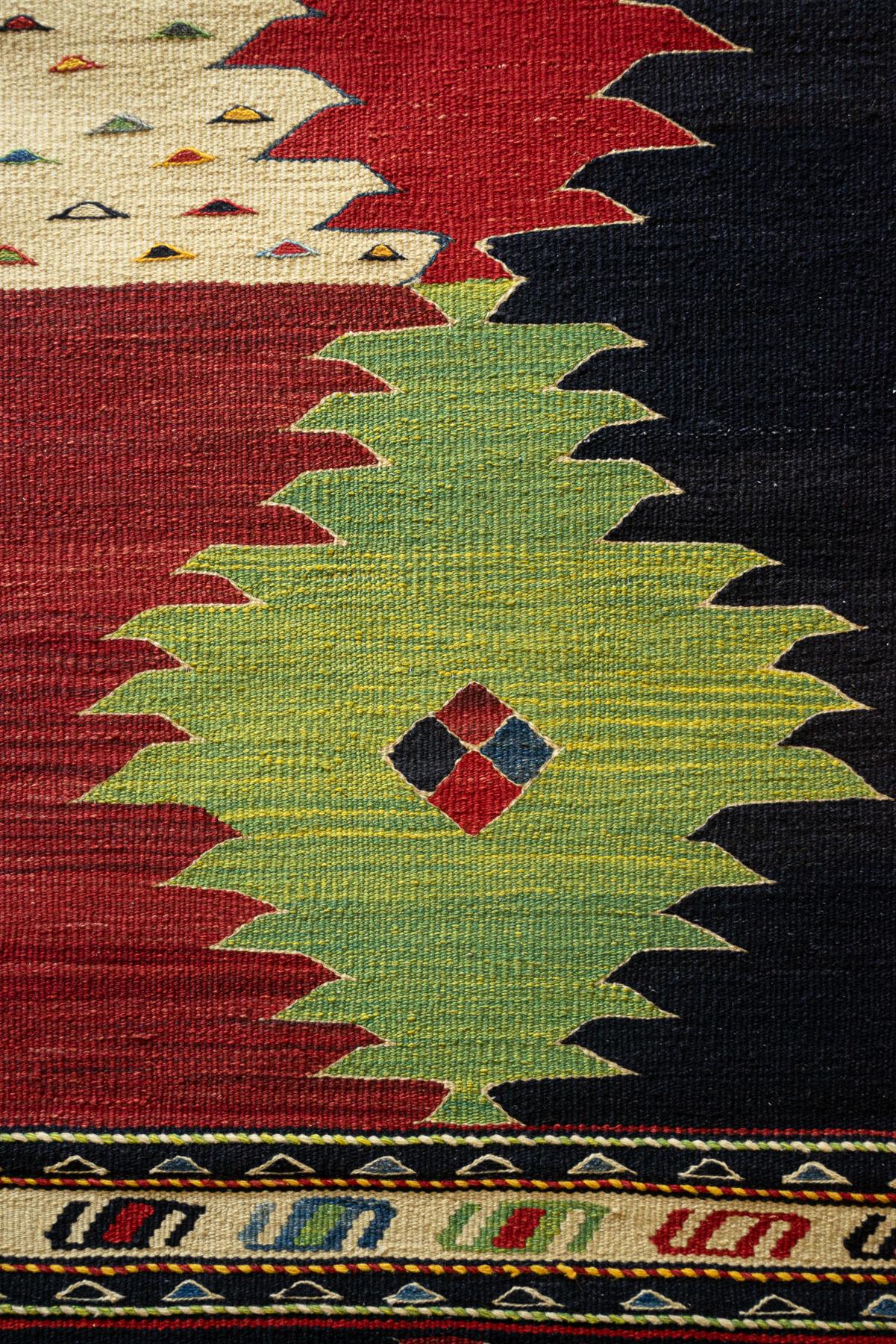 RK252 Contemporary Fine Khalaj Flower Kilim 2 10